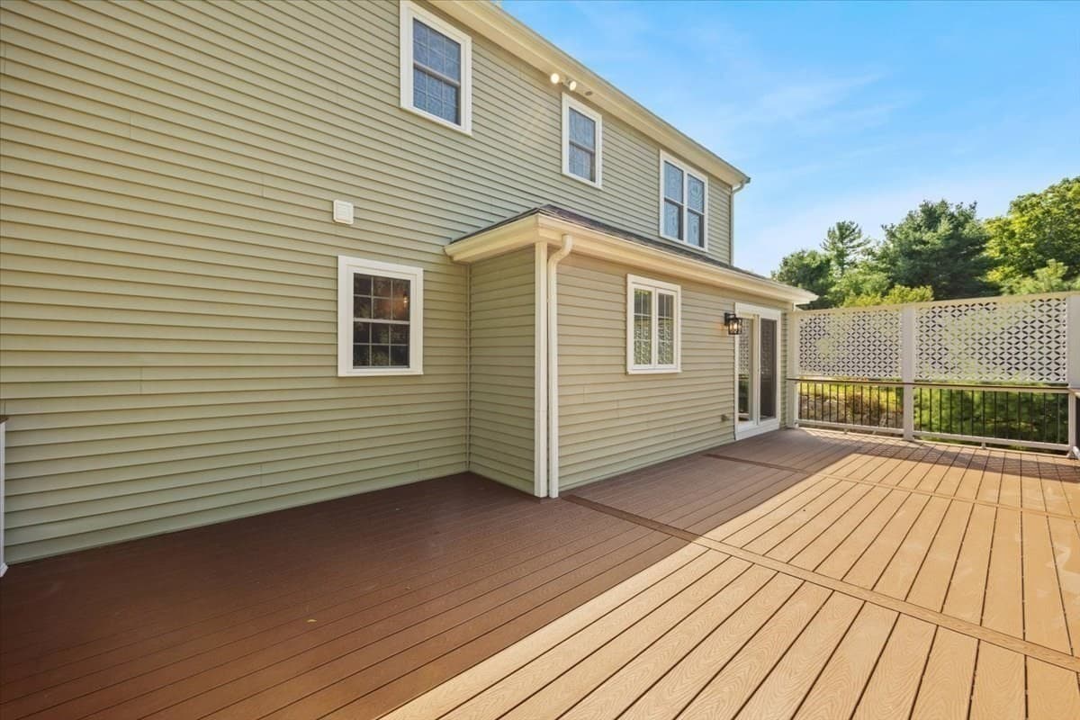 Single Family Residence at 4 Look Out Circle, Middleboro MA 02346, Middleboro, photo 38 of 42