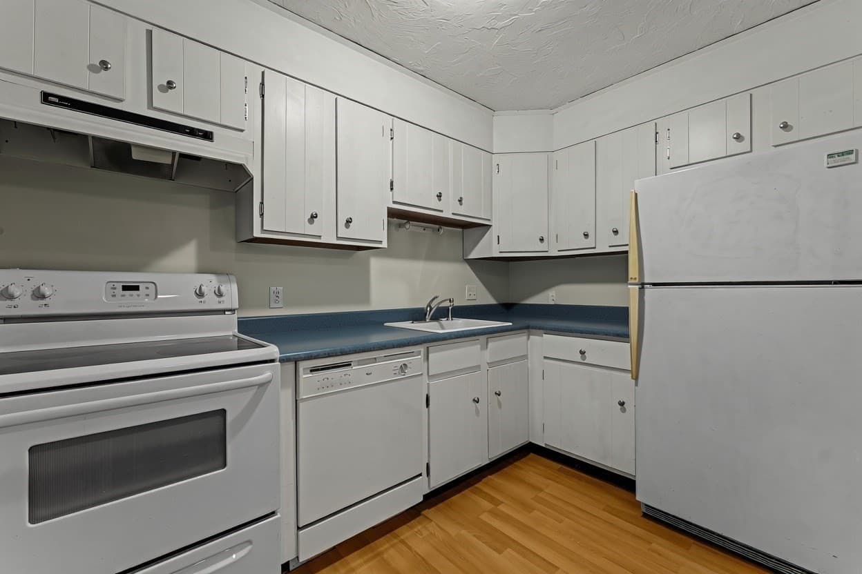 Condominium at 23 Erick Rd # 19, Mansfield MA 02048, Mansfield, photo 3 of 19