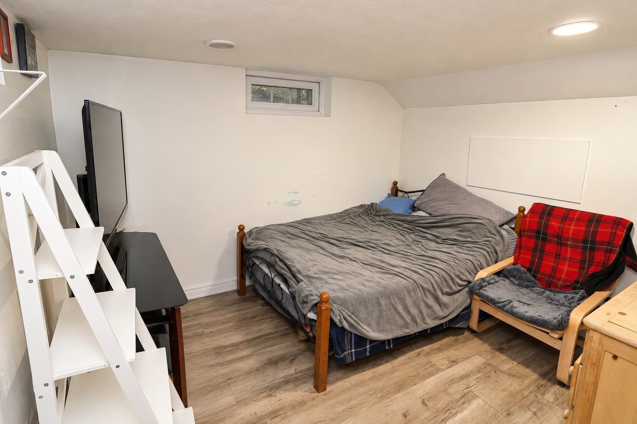 Single Family Residence at 126 Whittier Avenue, Providence RI 02909, Providence, photo 20 of 23