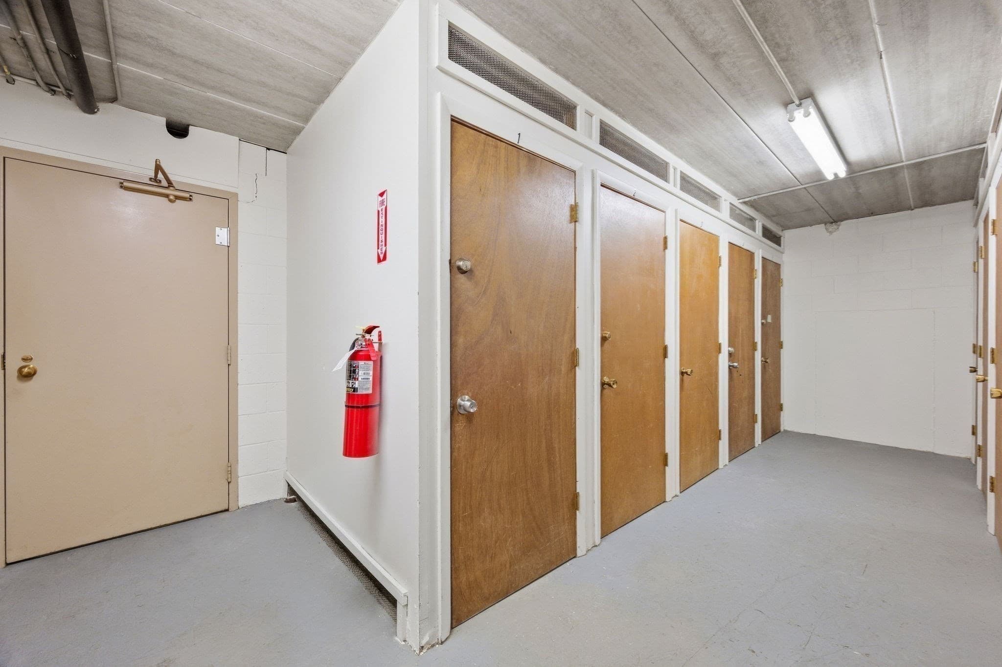 Condominium at 14 Boston St # 1A, Somerville MA 02143, Somerville, photo 31 of 35