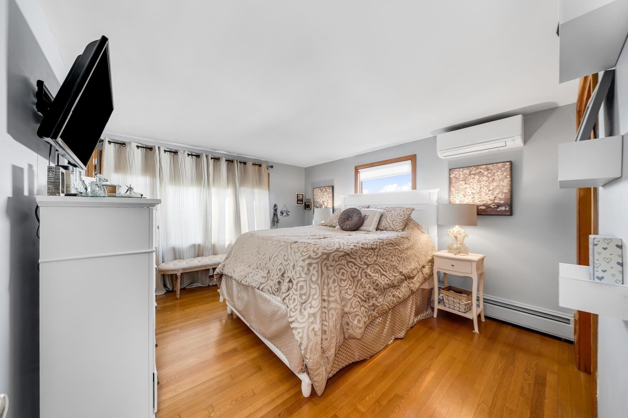 Single Family Residence at 45 Sigourney St, Revere MA 02151, Revere, photo 11 of 28