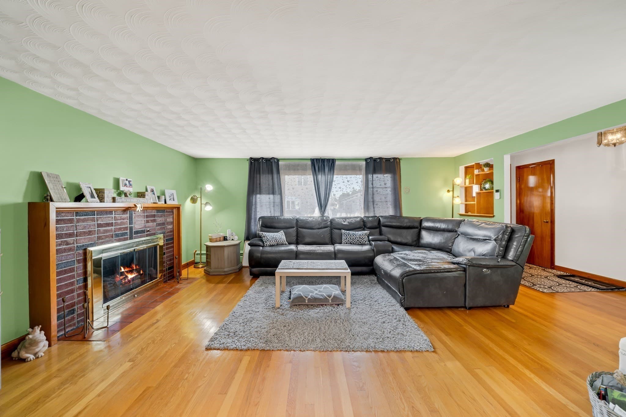Single Family Residence at 45 Sigourney St, Revere MA 02151, Revere, photo 4 of 28