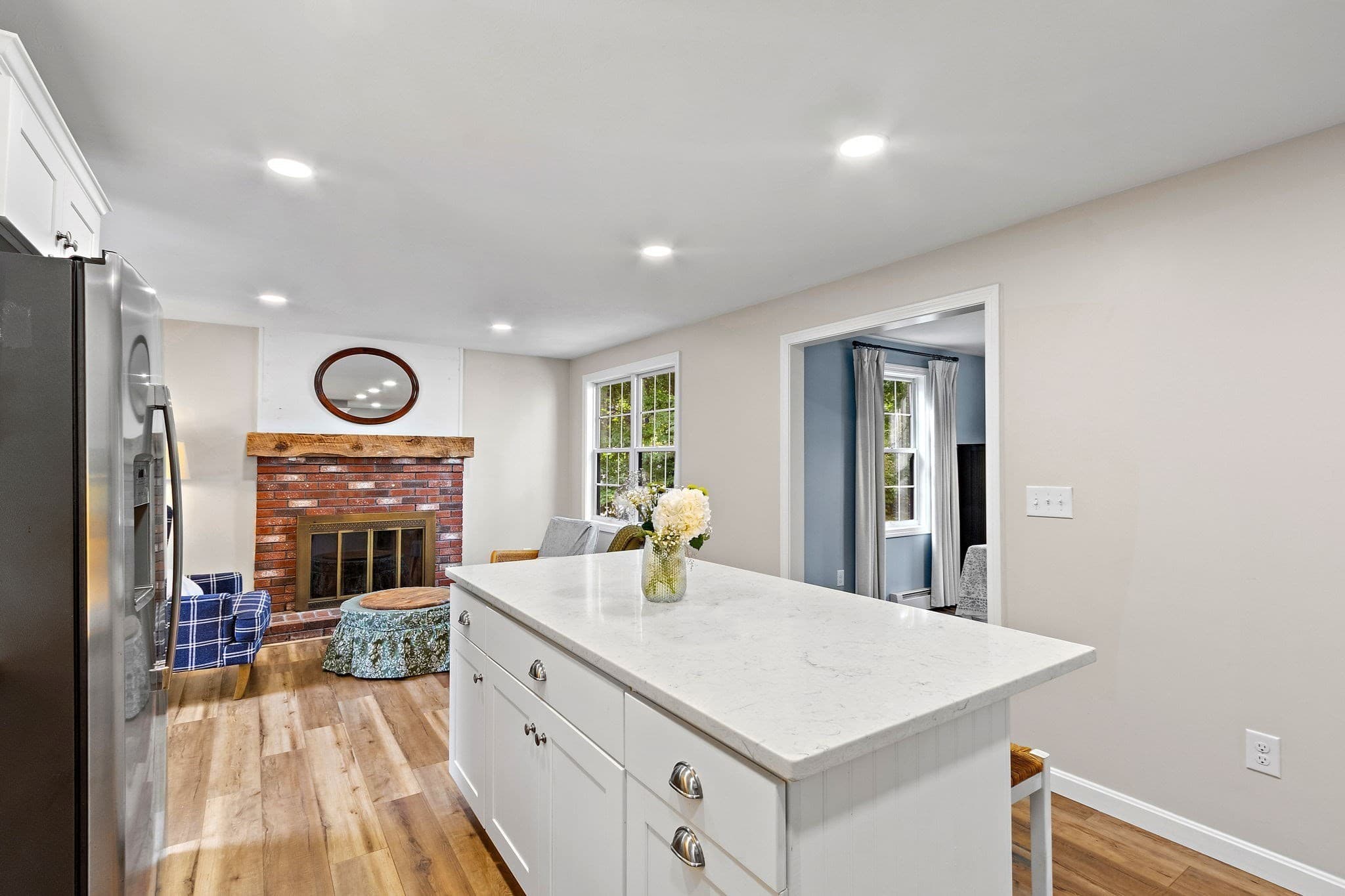 Single Family Residence at 23 Sharps Dr, Plymouth MA 02360, Plymouth, photo 7 of 42