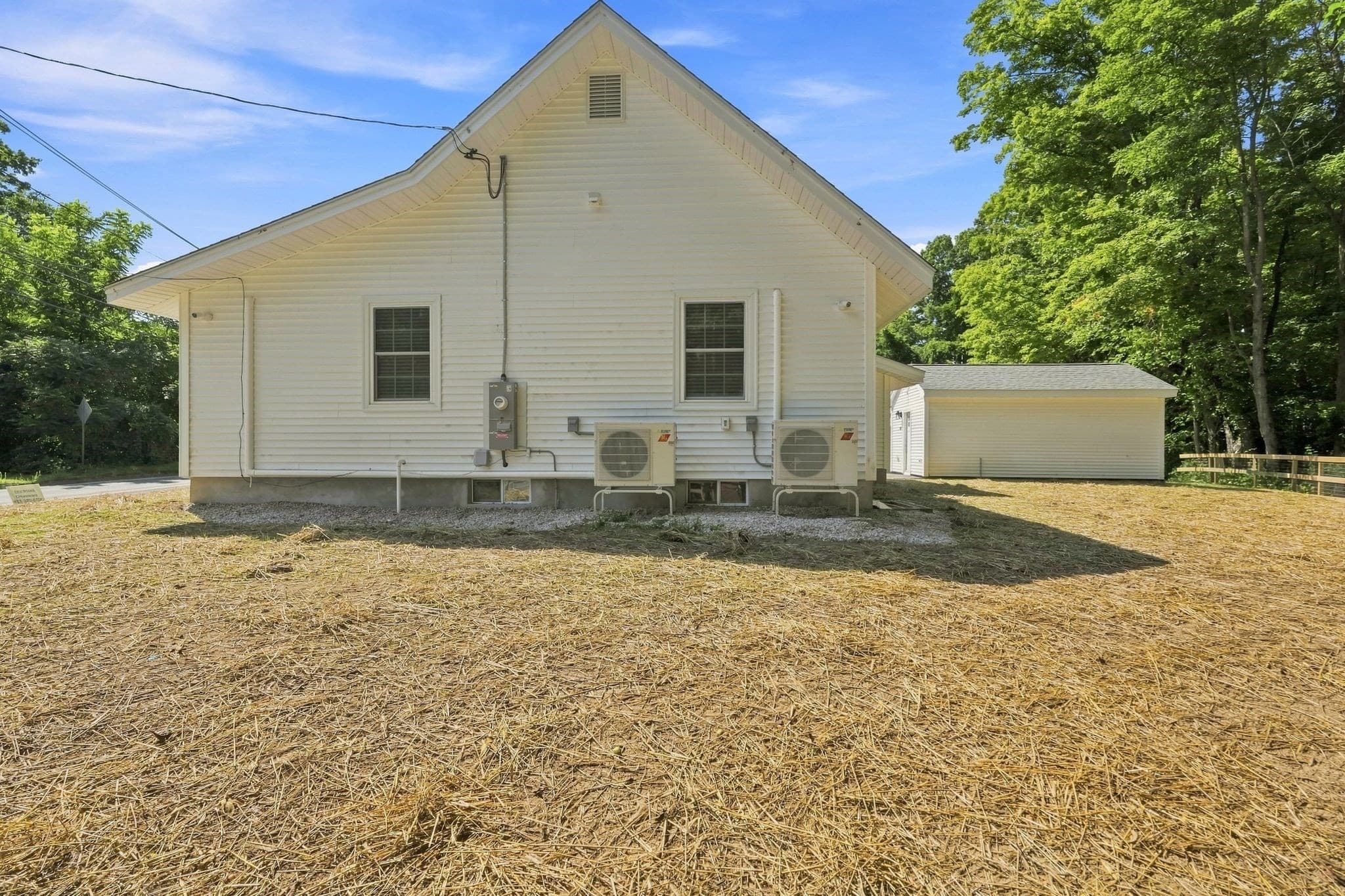 Single Family Residence at 204 River Dr, Hadley MA 01035, Hadley, photo 27 of 42