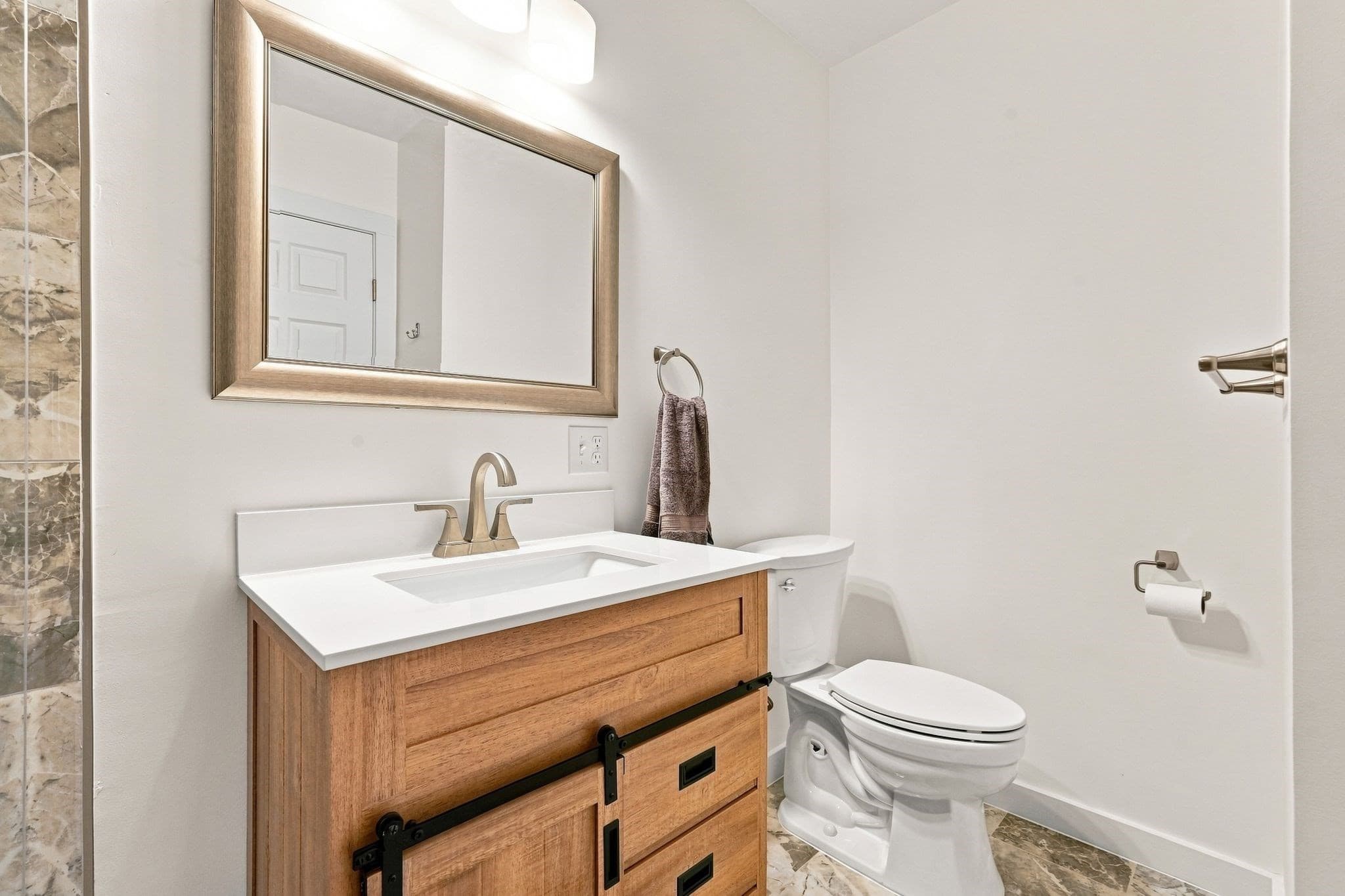 Single Family Residence at 204 River Dr, Hadley MA 01035, Hadley, photo 12 of 42