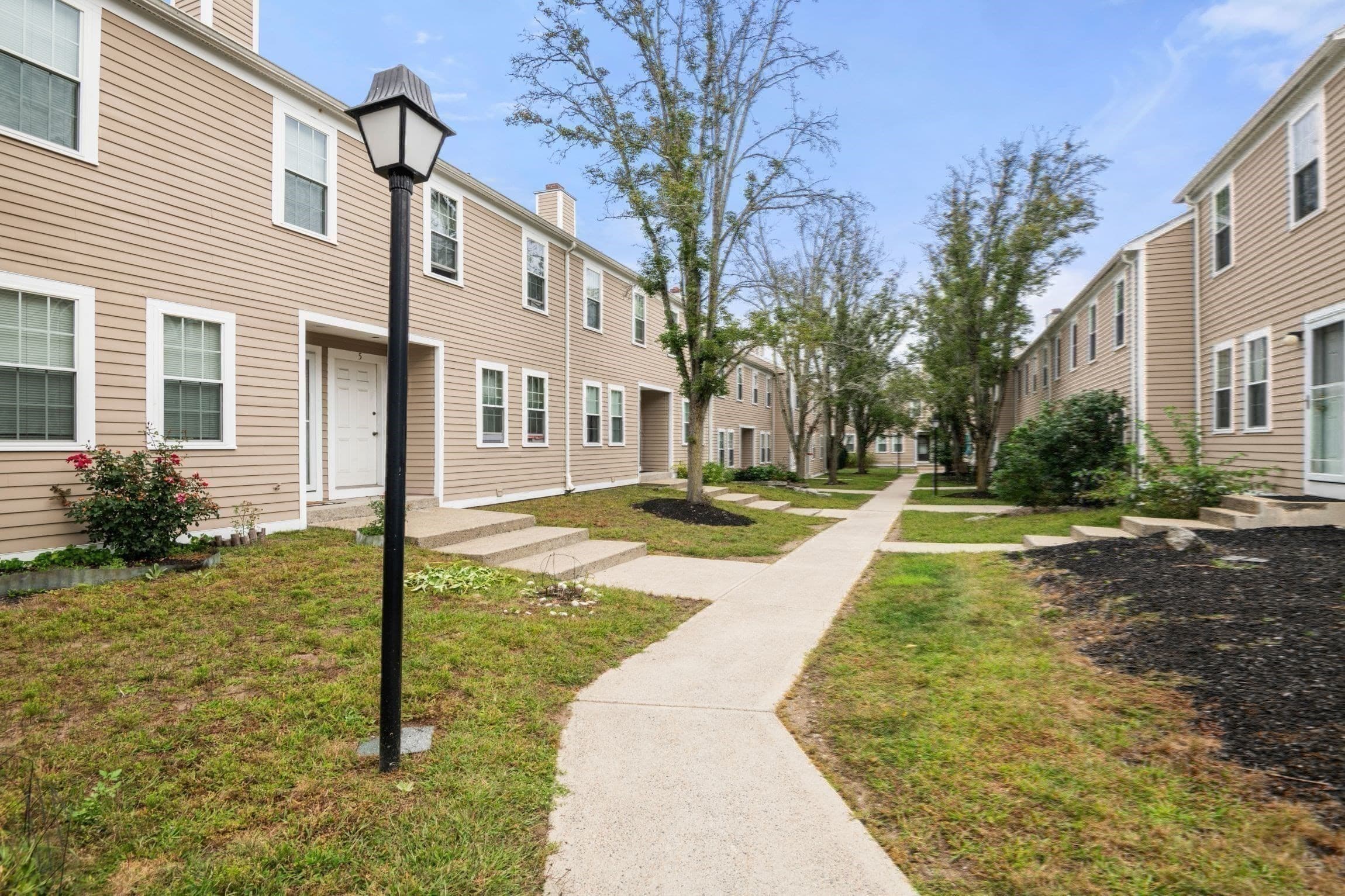 Condominium at 129 Lowell Street # 4, Peabody MA 01960, Peabody, photo 41 of 42
