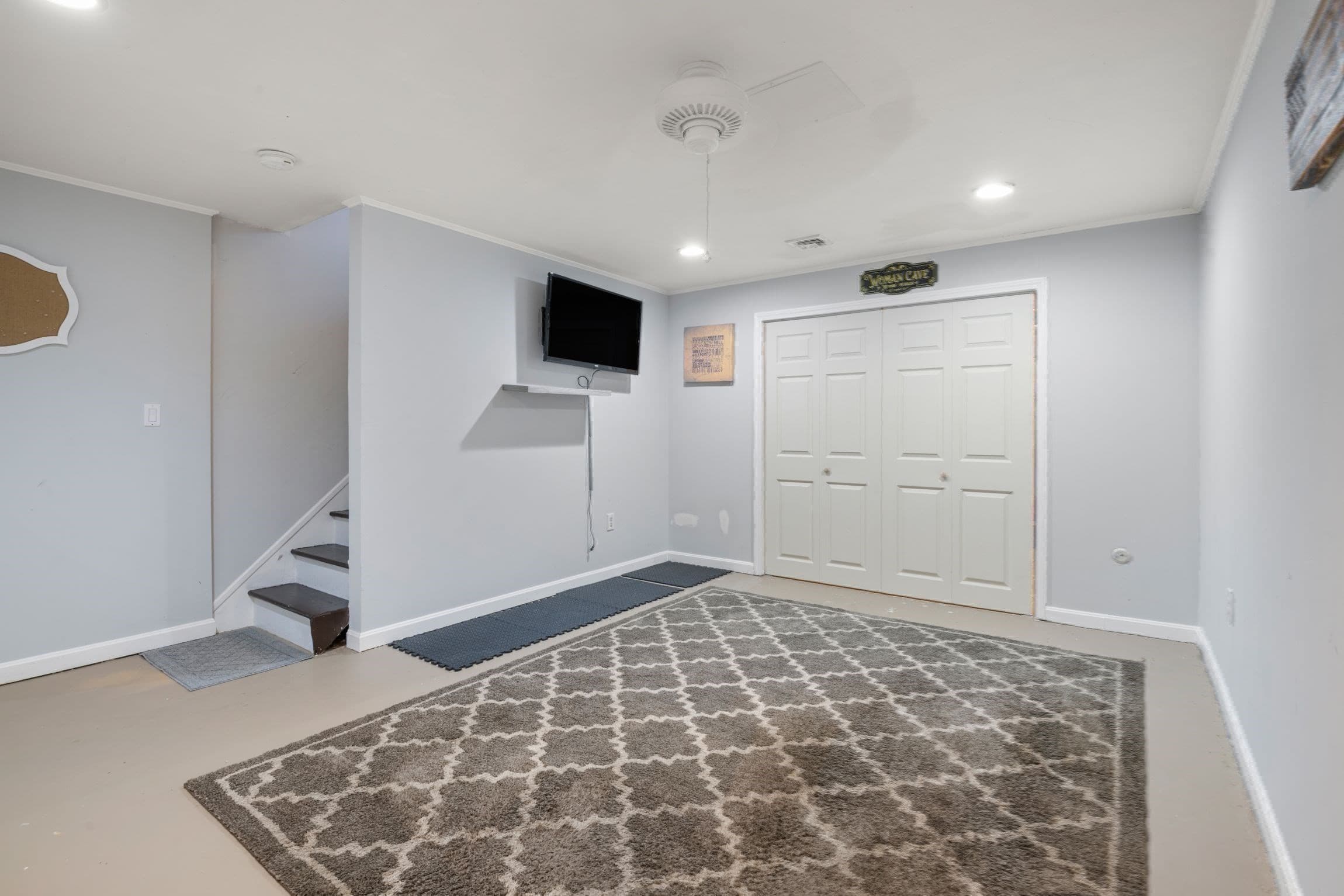 Condominium at 129 Lowell Street # 4, Peabody MA 01960, Peabody, photo 31 of 42