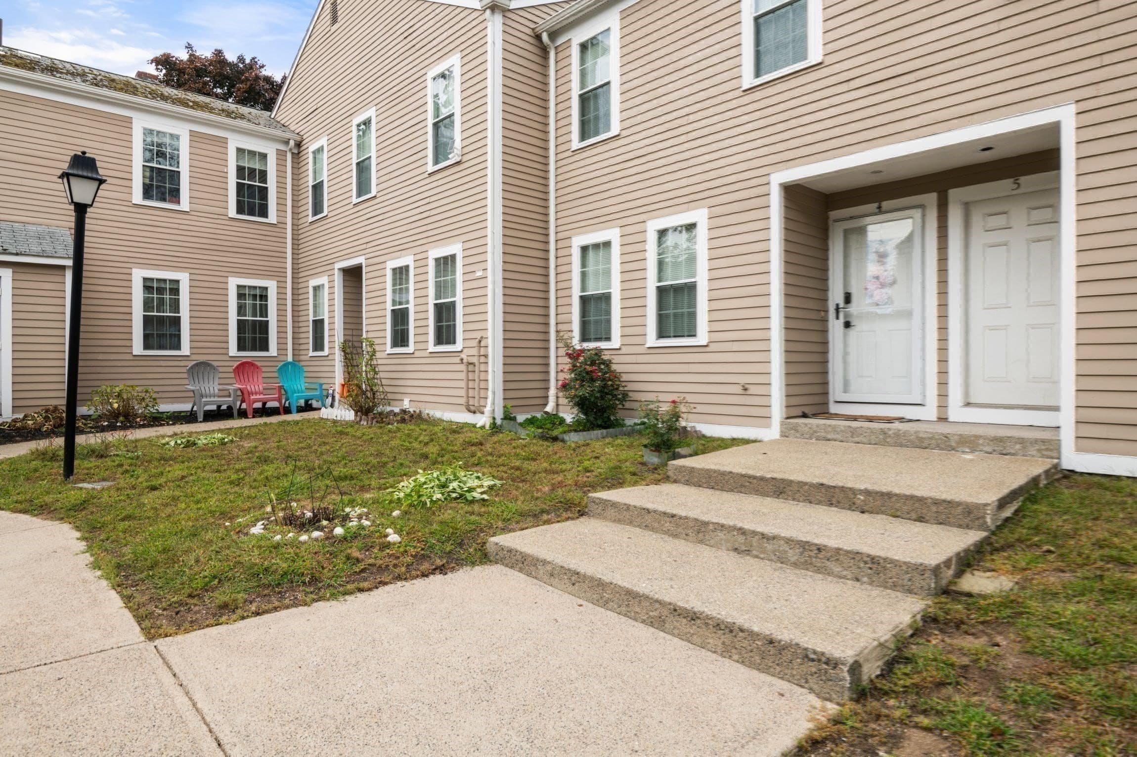 Condominium at 129 Lowell Street # 4, Peabody MA 01960, Peabody, photo 39 of 42