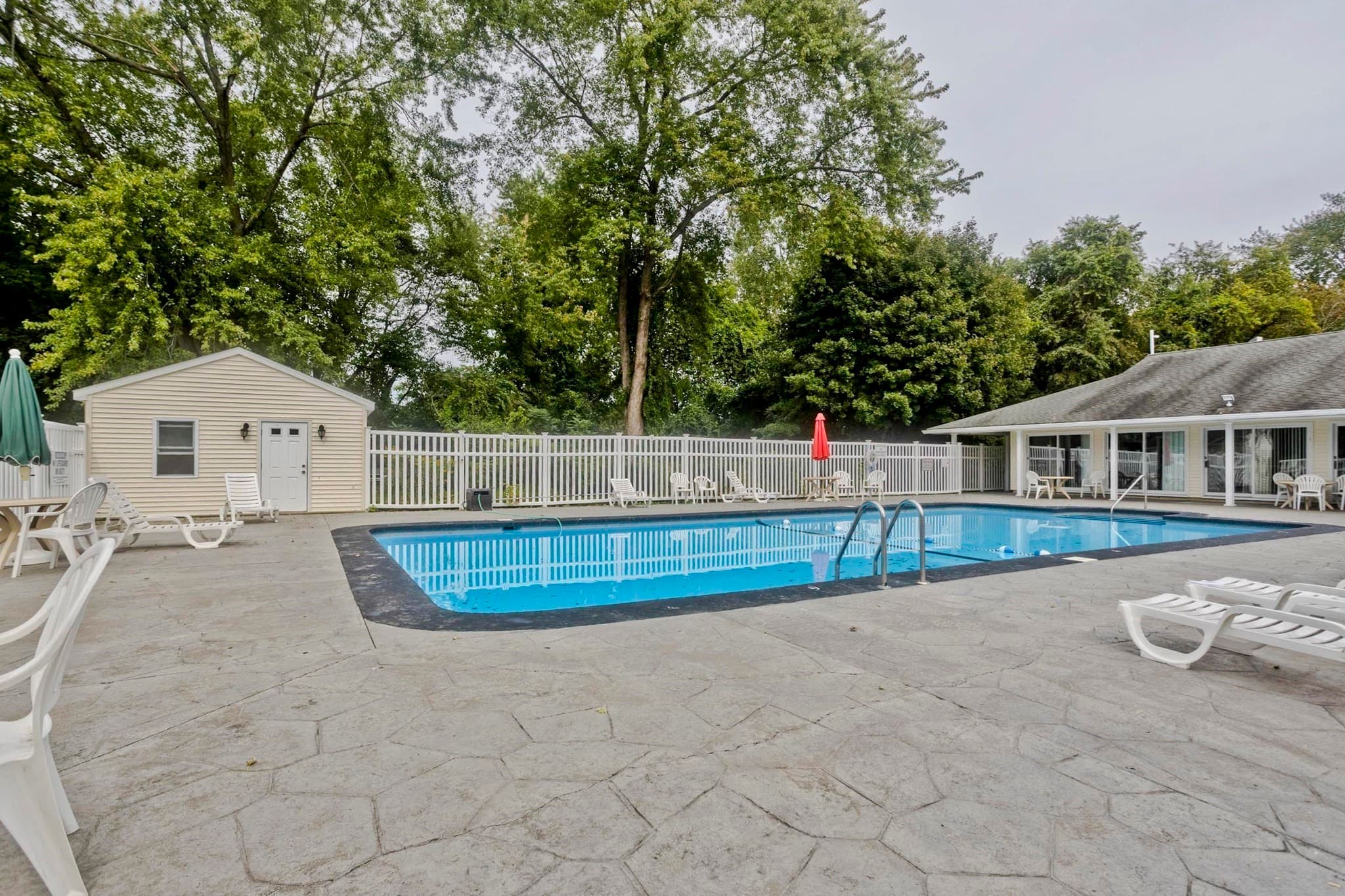 Condominium at 80 Damon Rd # 8206, Northampton MA 01060, Northampton, photo 23 of 24