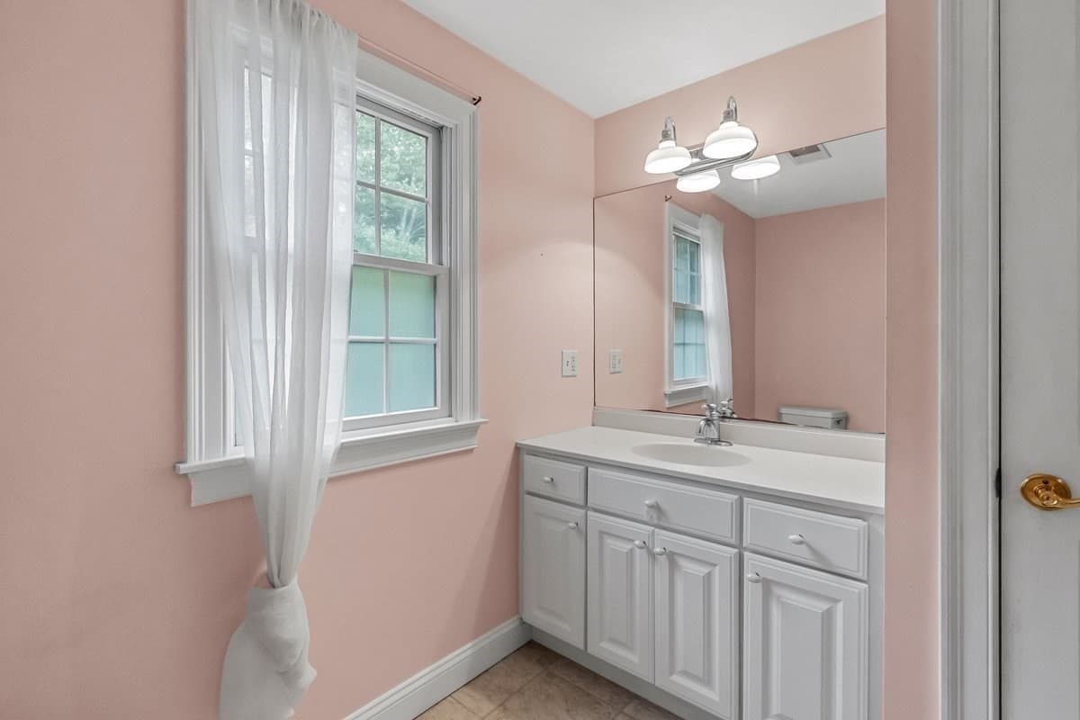 Condominium at 4 Doctors Hill # 4, Scituate MA 02066, Scituate, photo 23 of 30