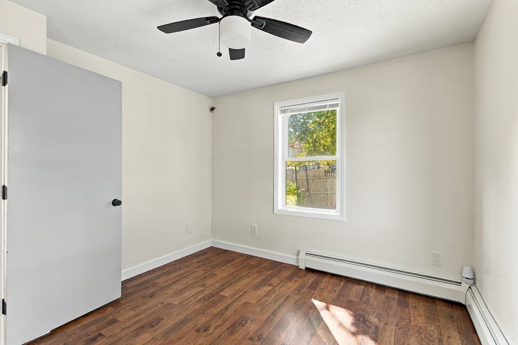 Single Family Residence at 739 County St, New Bedford MA 02740, New Bedford, photo 17 of 36