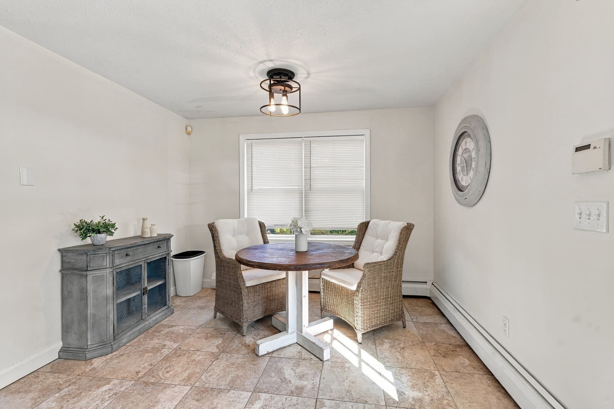 Single Family Residence at 739 County St, New Bedford MA 02740, New Bedford, photo 24 of 36