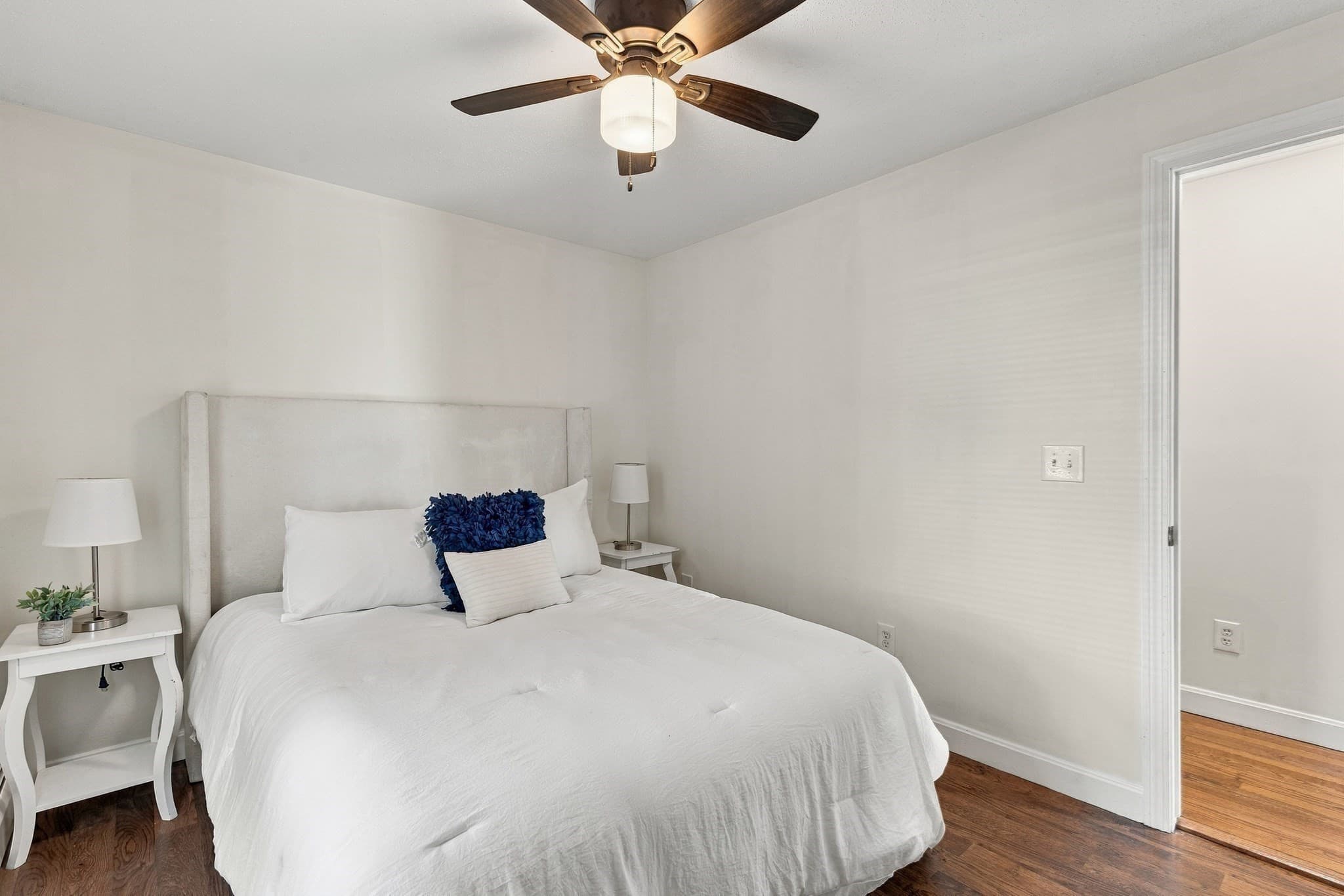 Single Family Residence at 739 County St, New Bedford MA 02740, New Bedford, photo 14 of 36