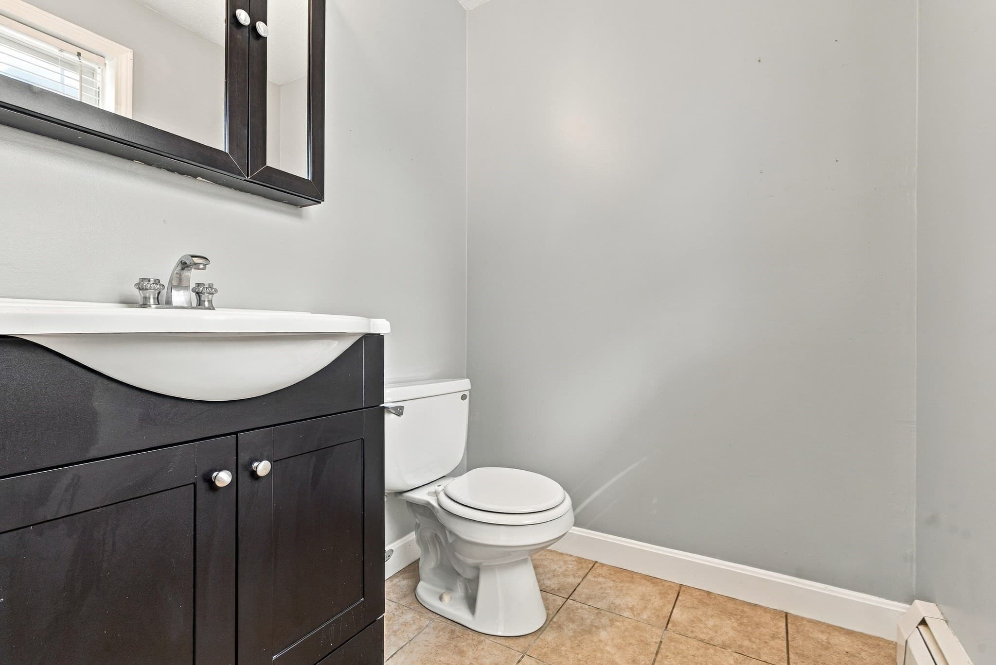 Single Family Residence at 739 County St, New Bedford MA 02740, New Bedford, photo 11 of 36