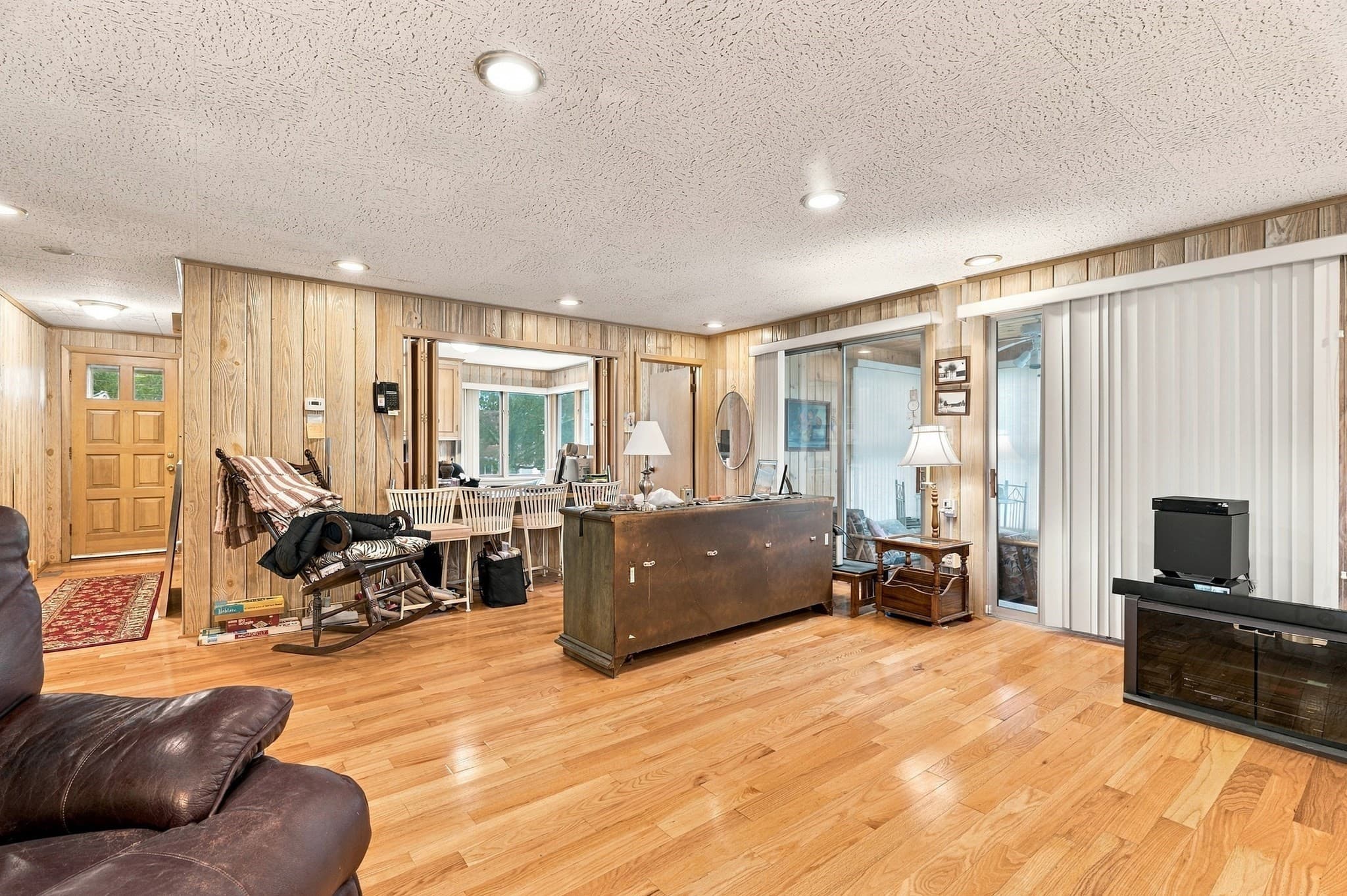 Single Family Residence at 131 Valley Rd, Somerset MA 02726, Somerset, photo 37 of 42