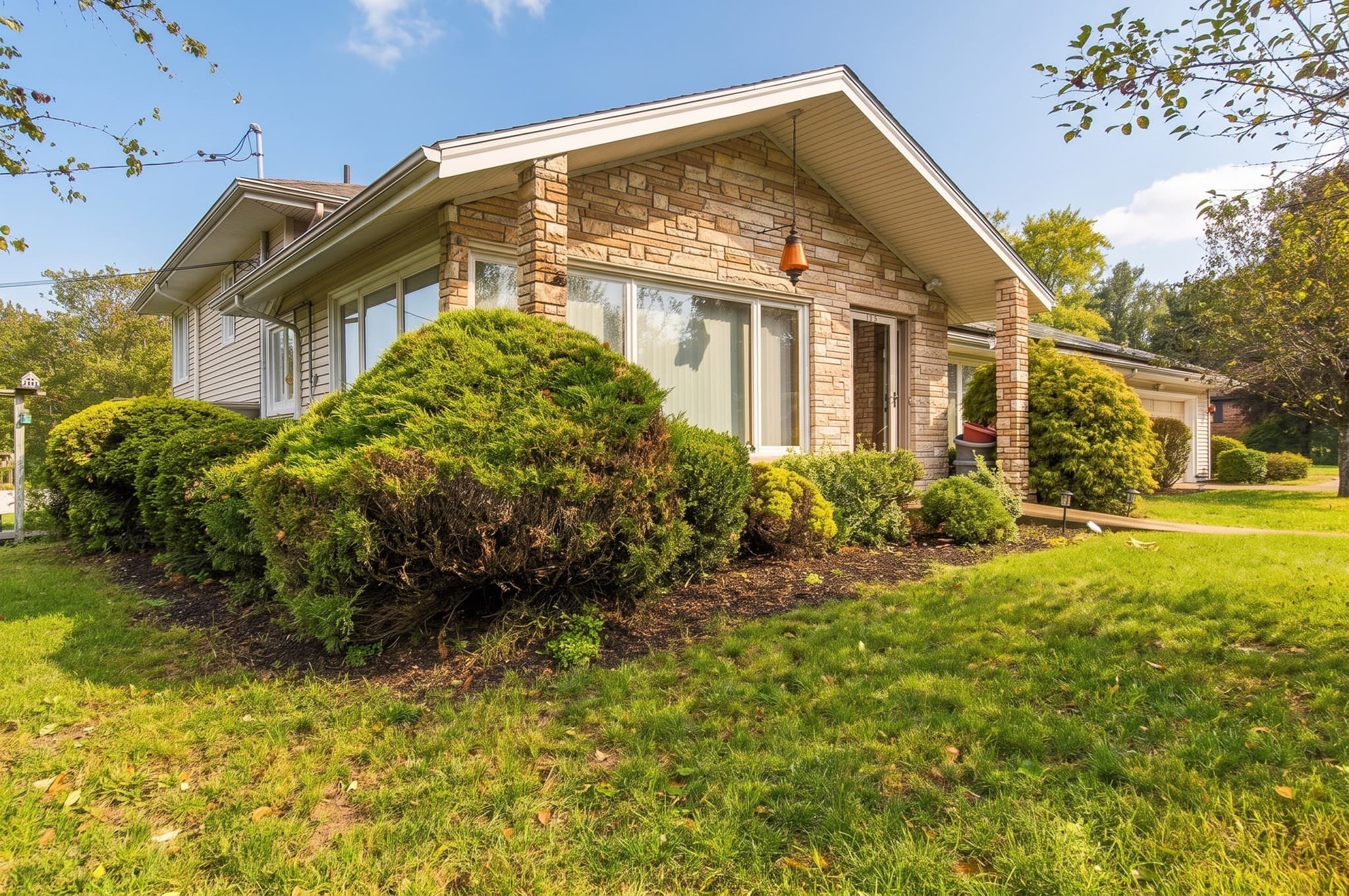 Single Family Residence at 131 Valley Rd, Somerset MA 02726, Somerset, photo 4 of 42