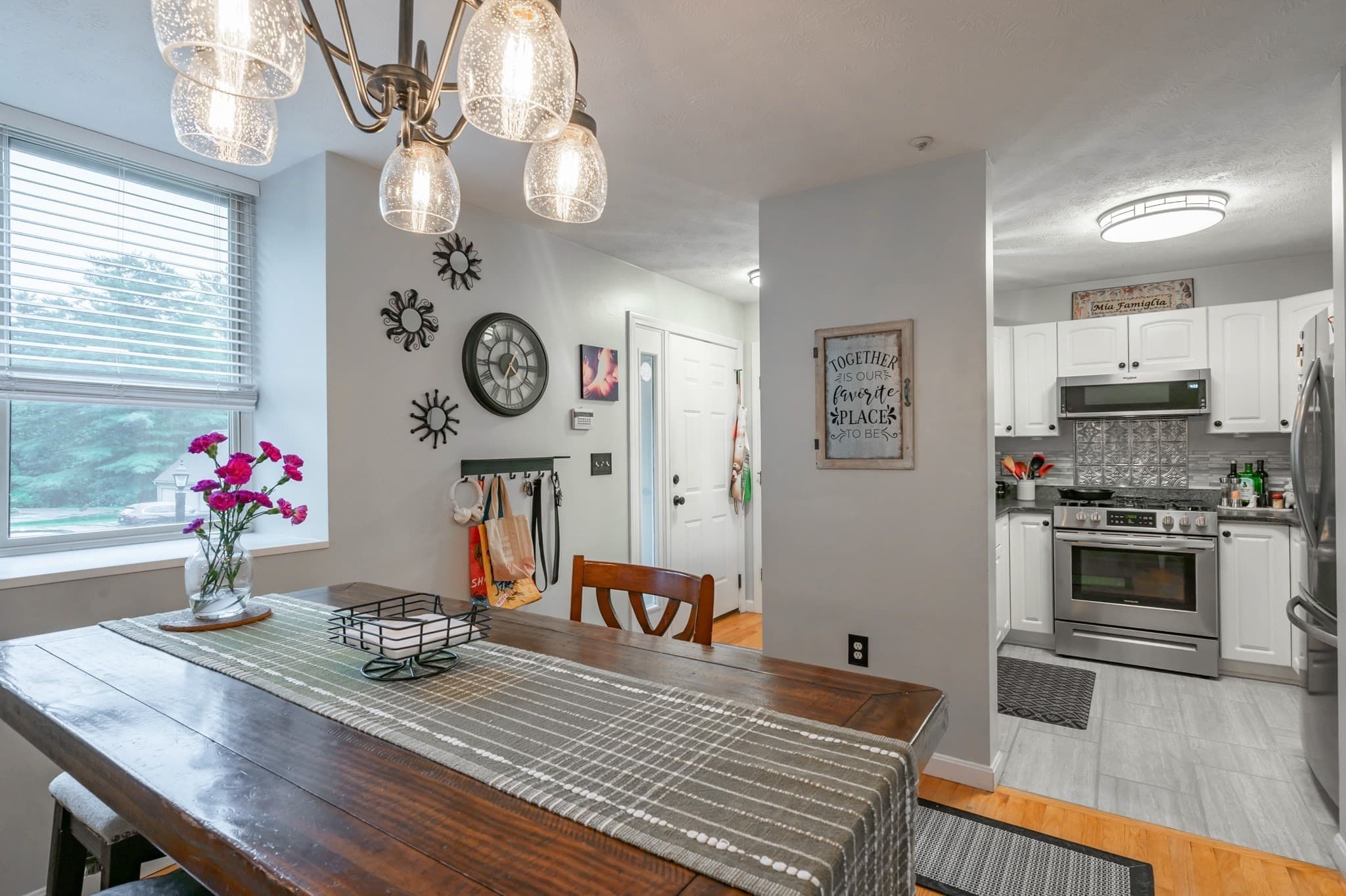 Condominium at 22 Suffolk Ct # 22, Bedford NH 03110, Bedford, photo 6 of 23