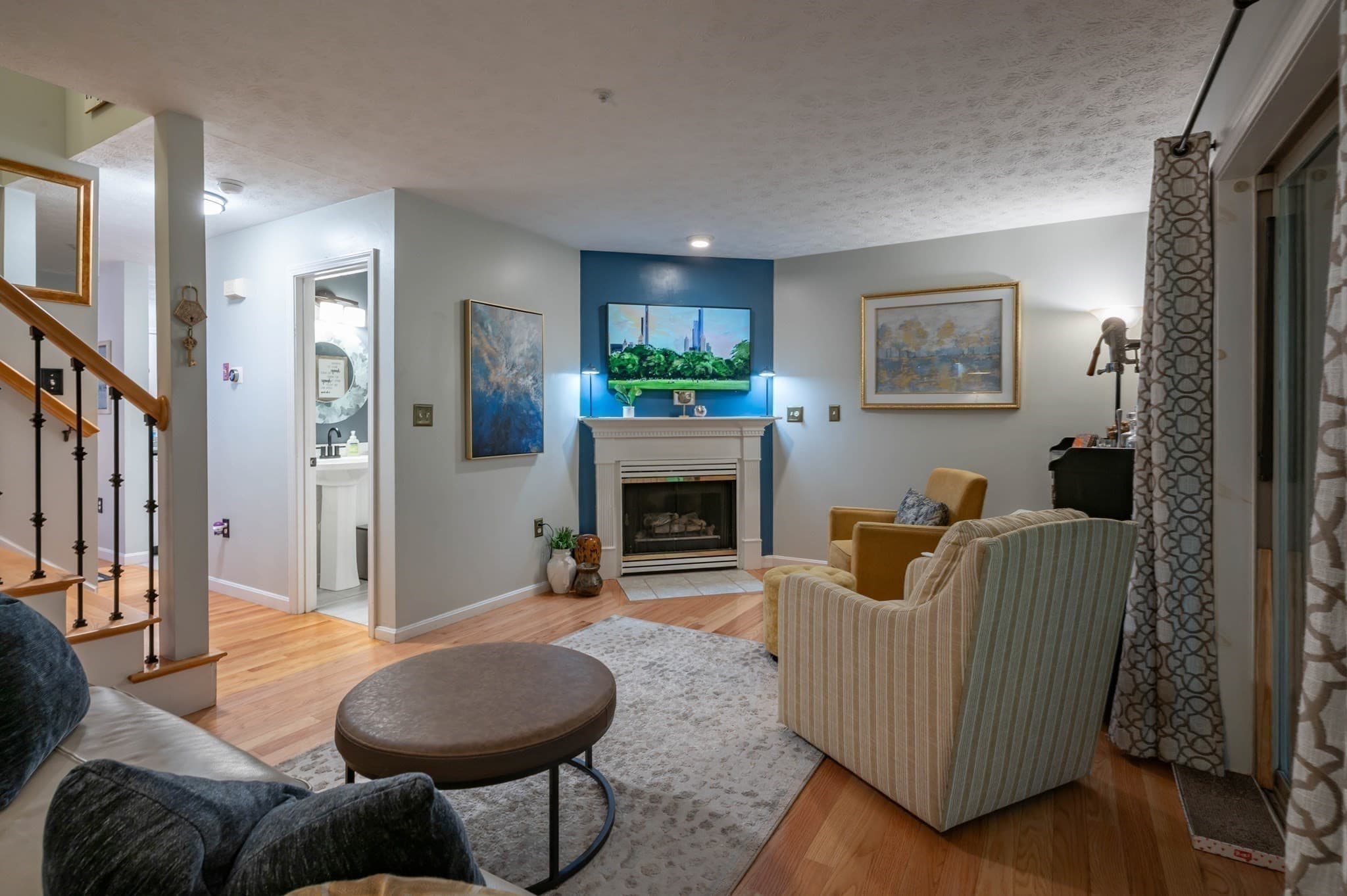 Condominium at 22 Suffolk Ct # 22, Bedford NH 03110, Bedford, photo 11 of 23