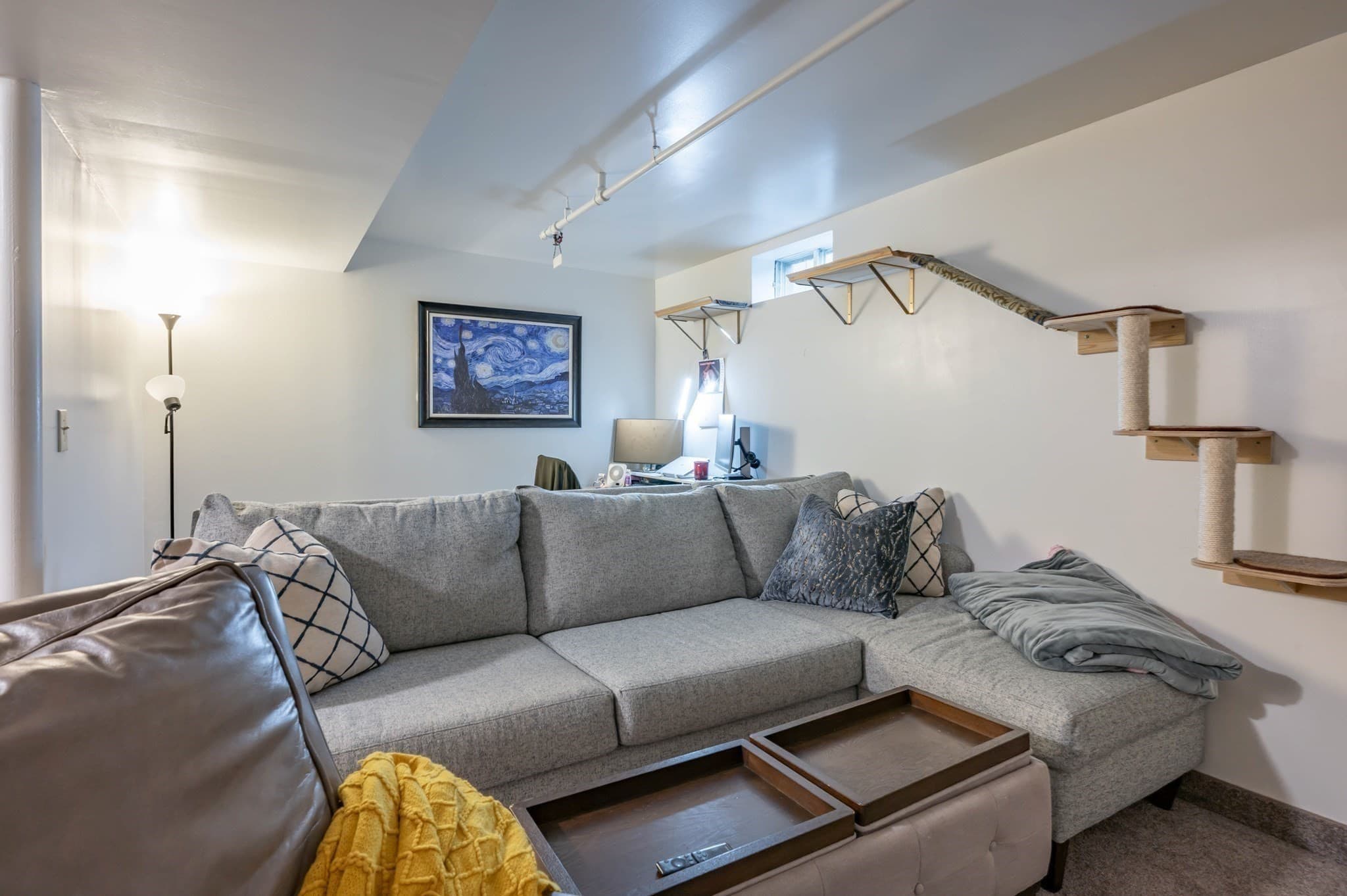 Condominium at 22 Suffolk Ct # 22, Bedford NH 03110, Bedford, photo 21 of 23