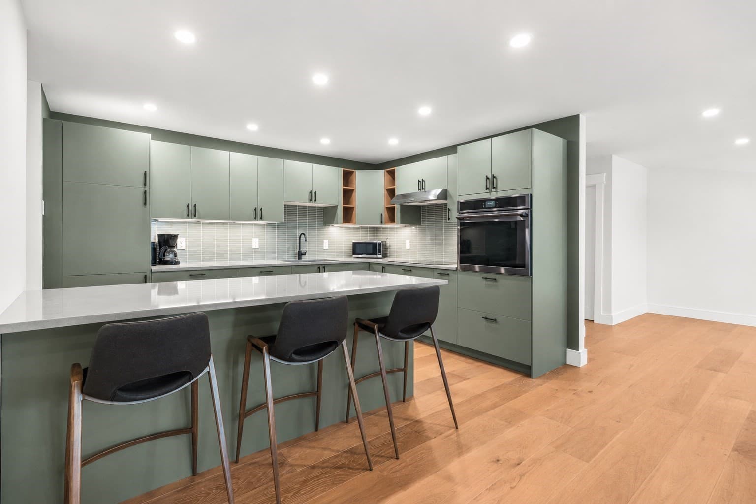 Condominium at 935 Washington St # 8, Newton MA 02460, Newton, photo 4 of 21