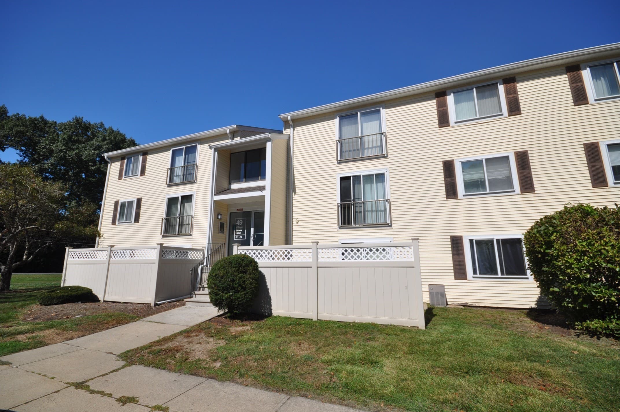 Condominium at 49 Village Brook Lane # 6, Natick MA 01760, Natick, photo 2 of 32