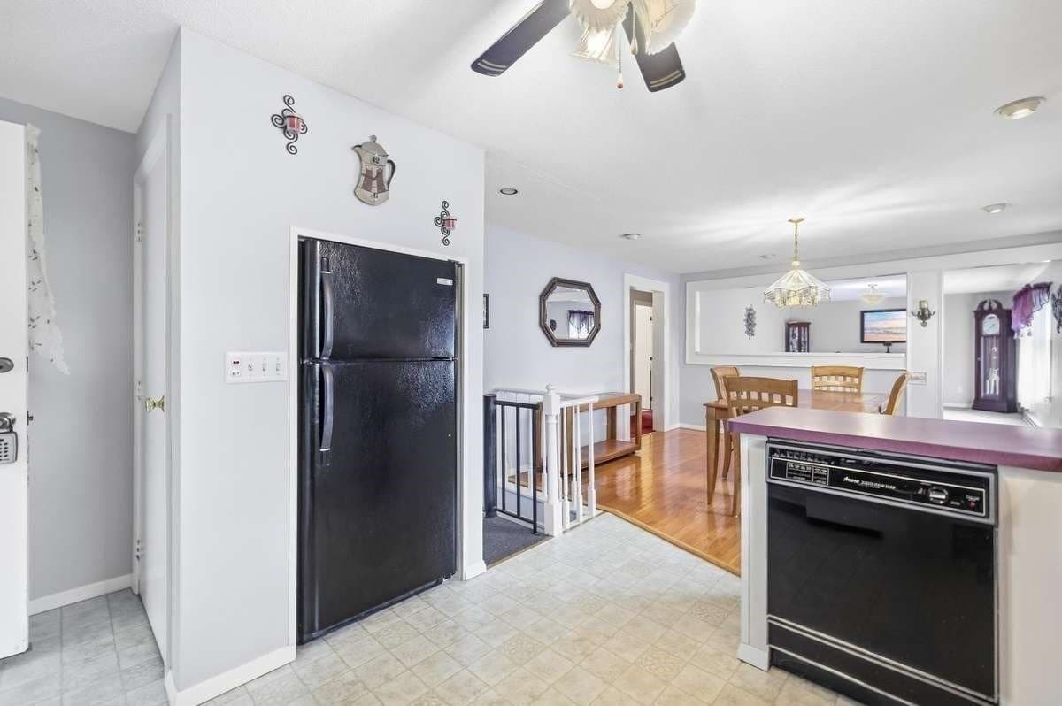 Single Family Residence at 741 Varnum Ave, Lowell MA 01854, Lowell, photo 10 of 42