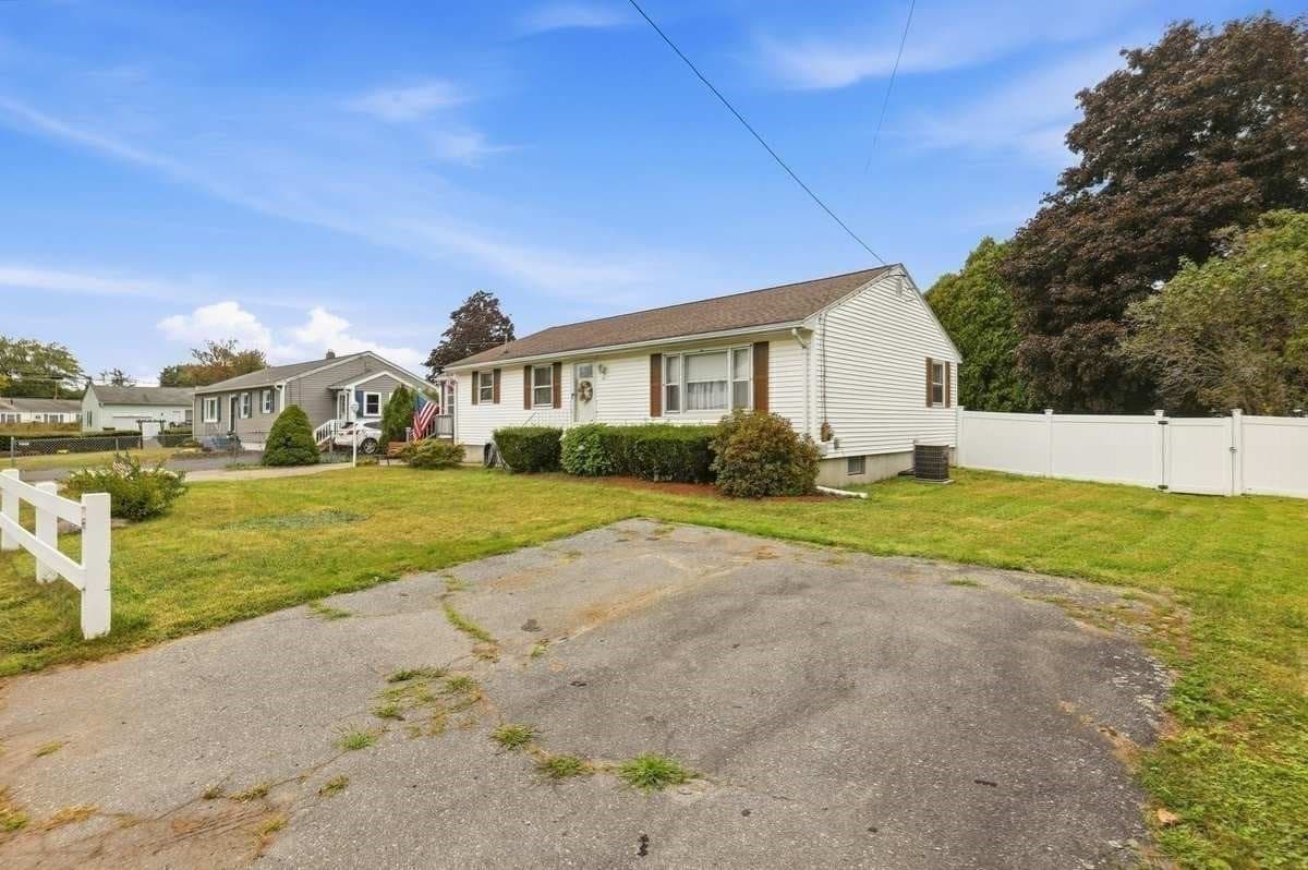 Single Family Residence at 741 Varnum Ave, Lowell MA 01854, Lowell, photo 33 of 42