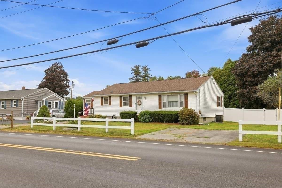 Single Family Residence at 741 Varnum Ave, Lowell MA 01854, Lowell, photo 40 of 42