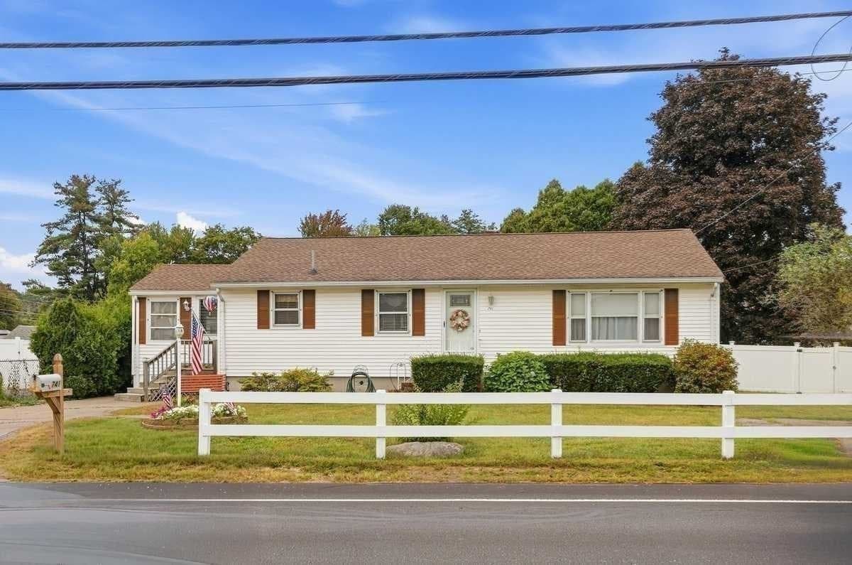 Single Family Residence at 741 Varnum Ave, Lowell MA 01854, Lowell, photo 39 of 42