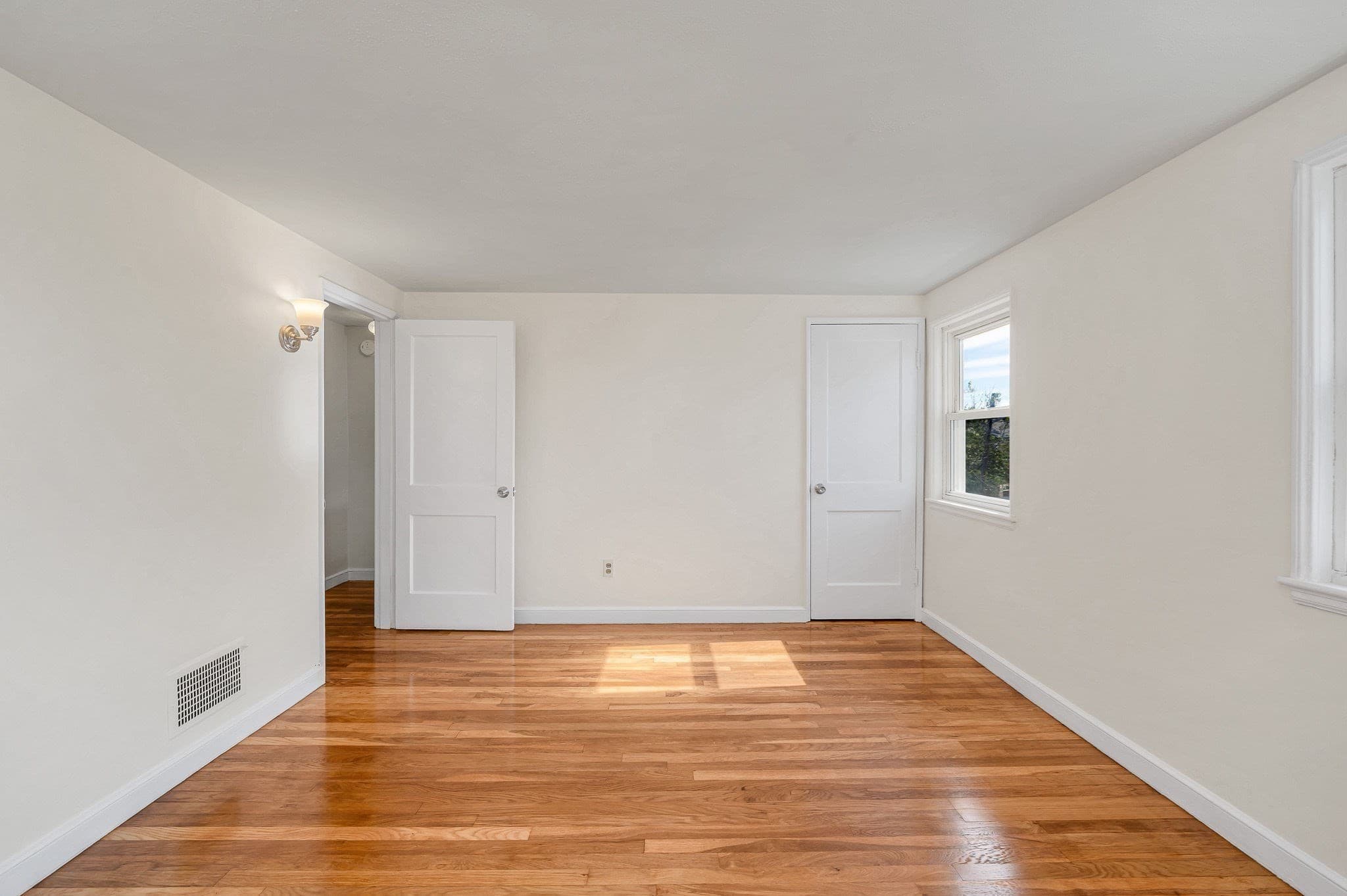 Single Family Residence at 15 Regent Rd, Malden MA 02148, Malden, photo 16 of 30