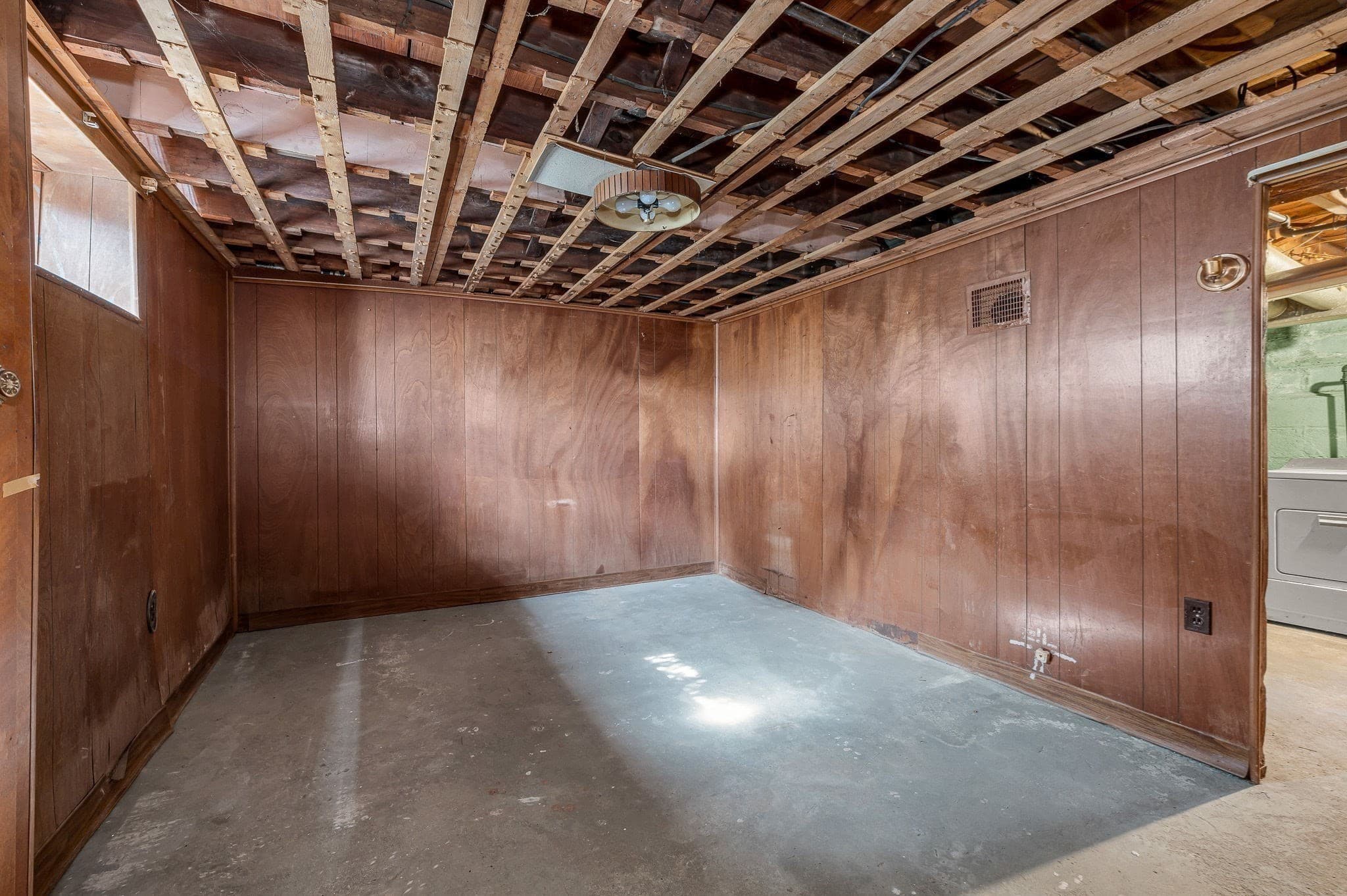 Single Family Residence at 15 Regent Rd, Malden MA 02148, Malden, photo 28 of 30