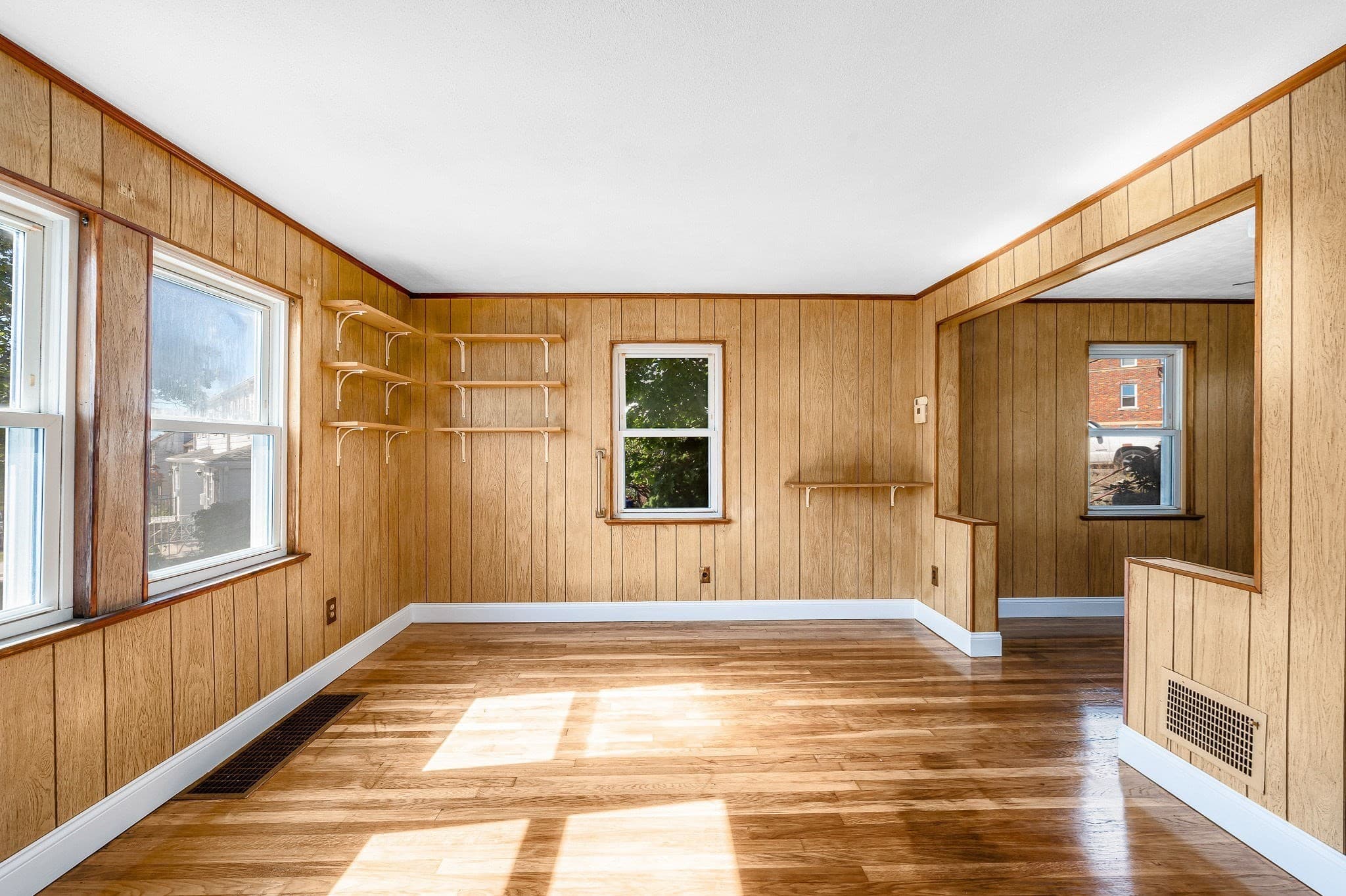 Single Family Residence at 15 Regent Rd, Malden MA 02148, Malden, photo 5 of 30
