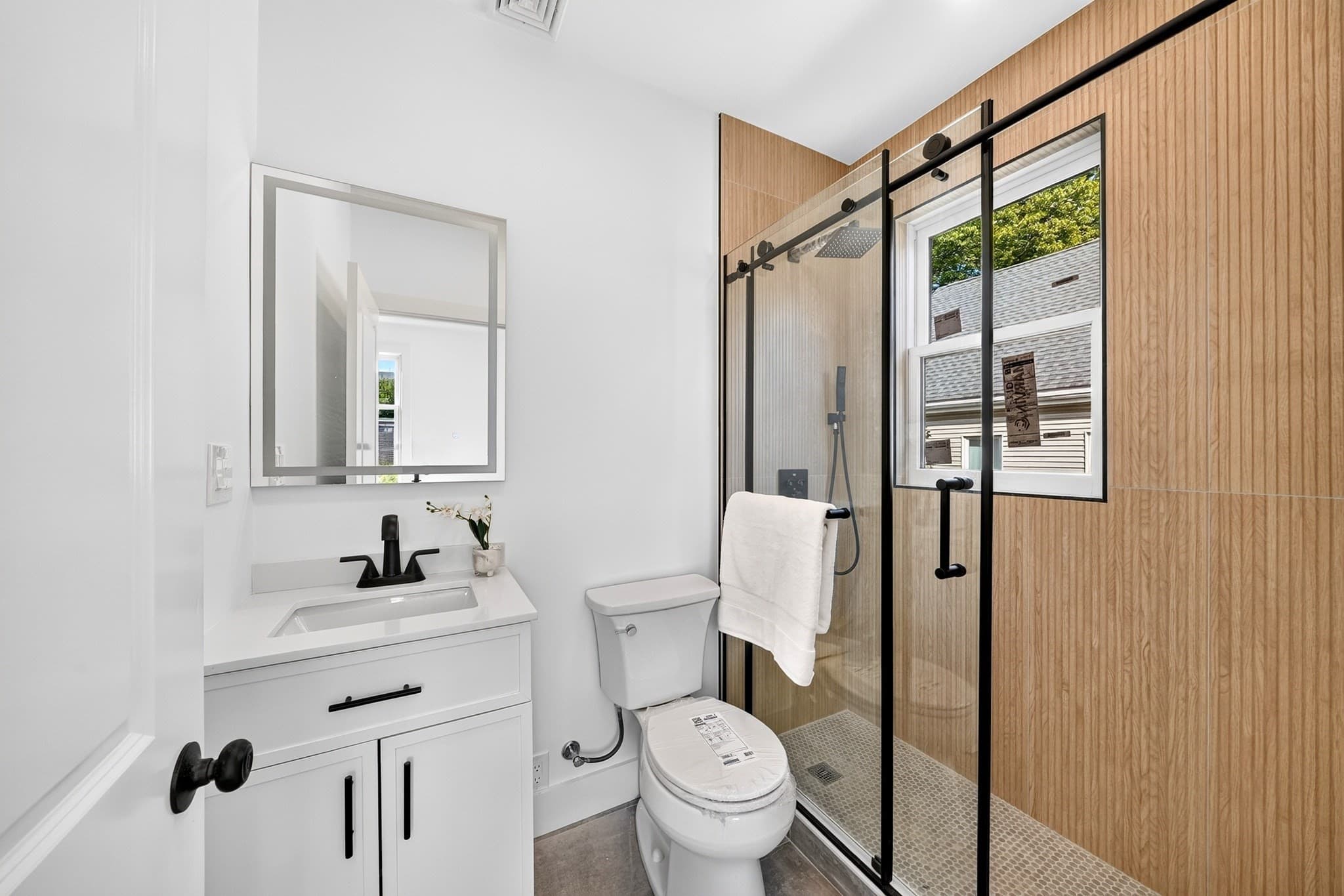 Condominium at 44 Walden St # 44, Cambridge MA 02140, Cambridge, photo 19 of 34
