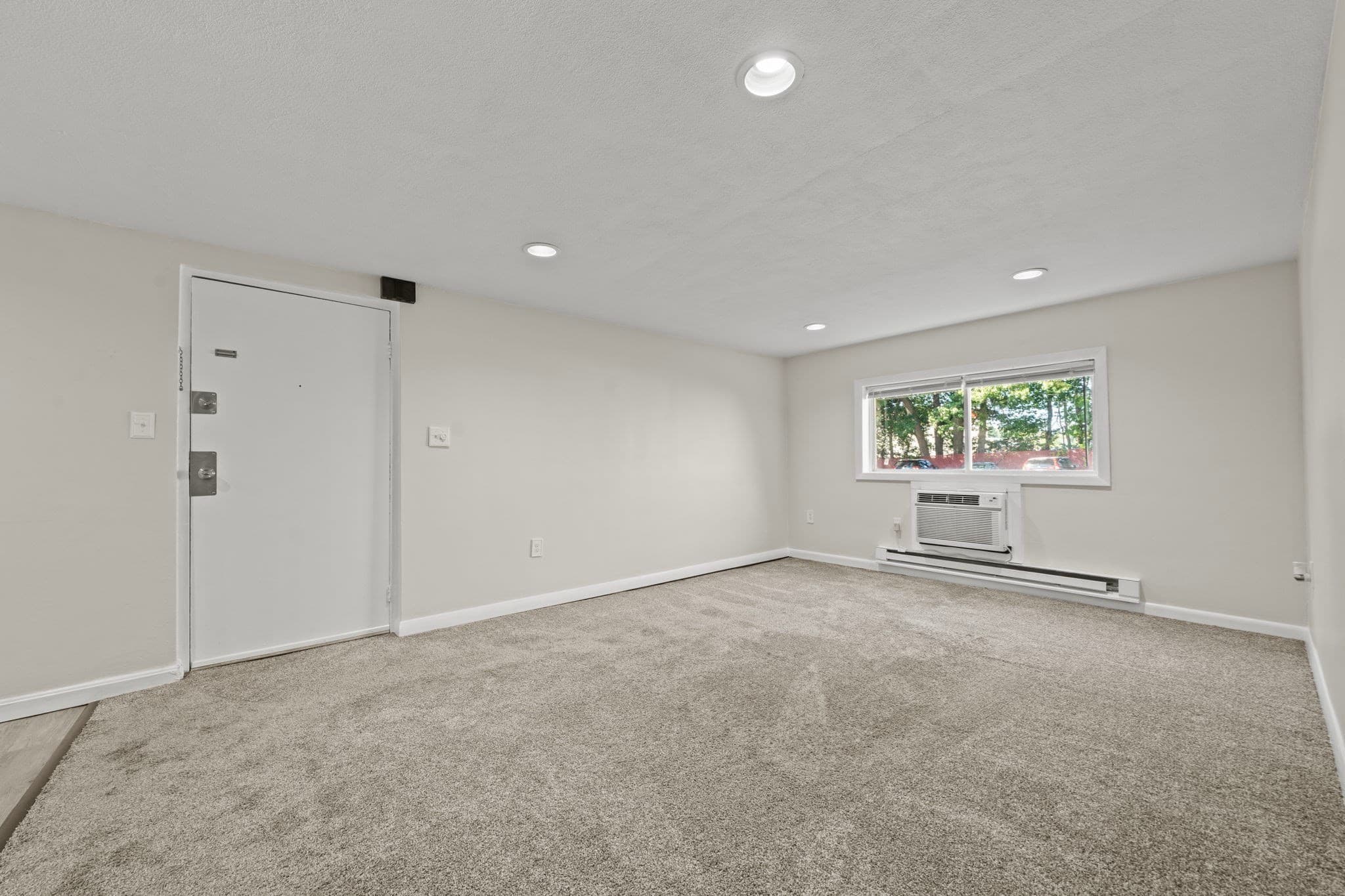 Condominium at 11 Glen Ave # 28, Chelmsford MA 01824, Chelmsford, photo 27 of 41