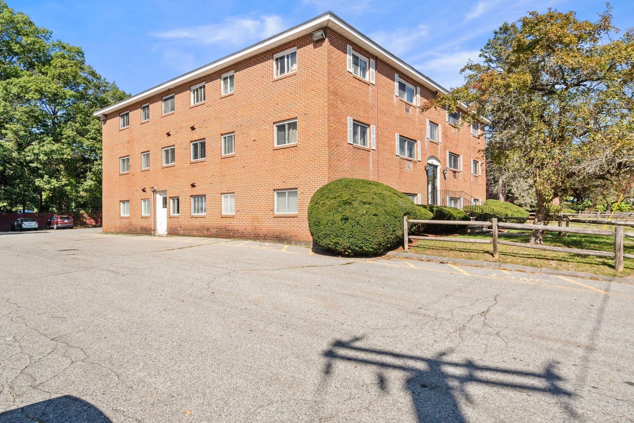 Condominium at 11 Glen Ave # 28, Chelmsford MA 01824, Chelmsford, photo 8 of 41