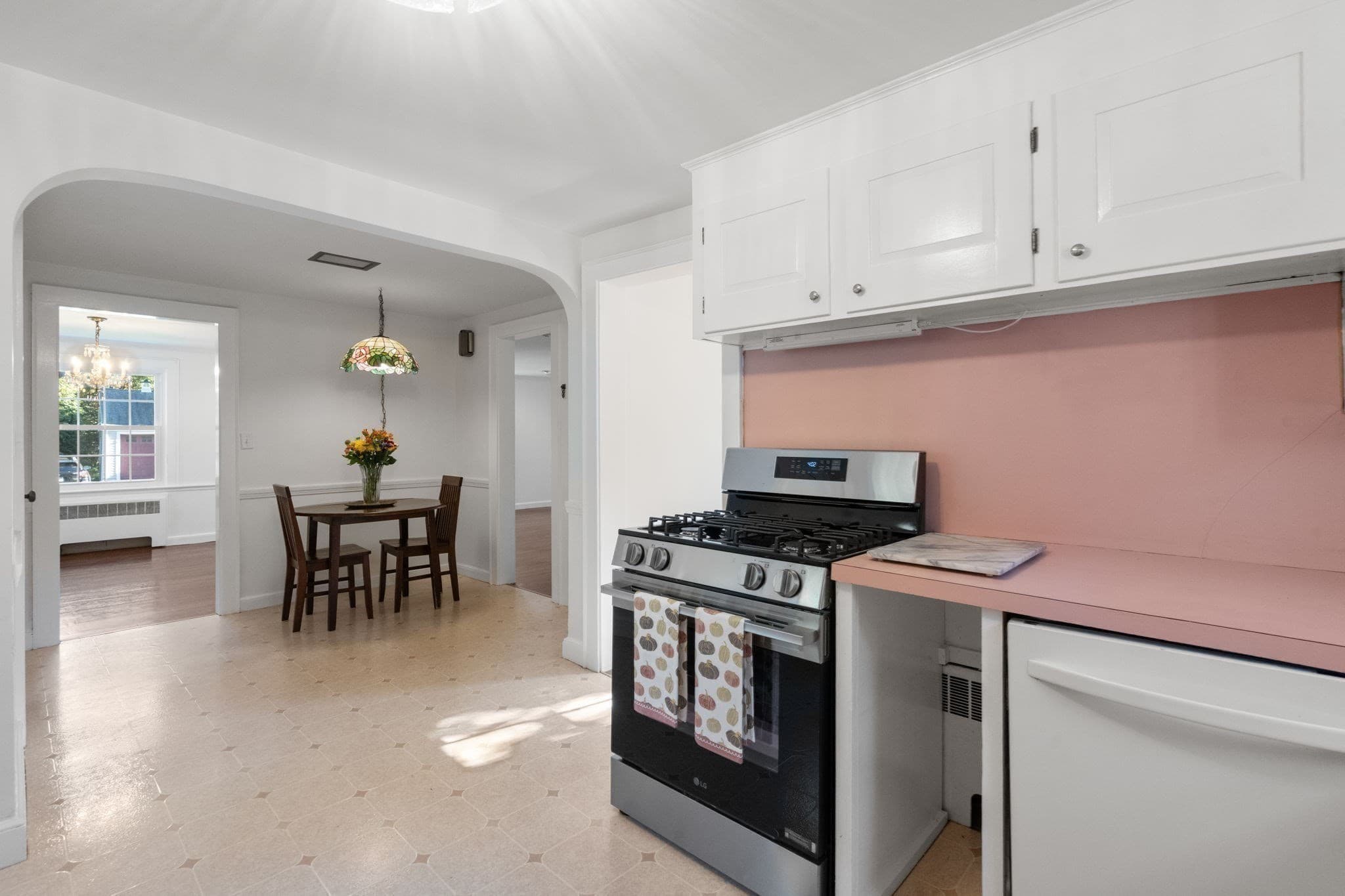 Single Family Residence at 32 Mount Ida Rd, Weymouth MA 02189, Weymouth, photo 16 of 42