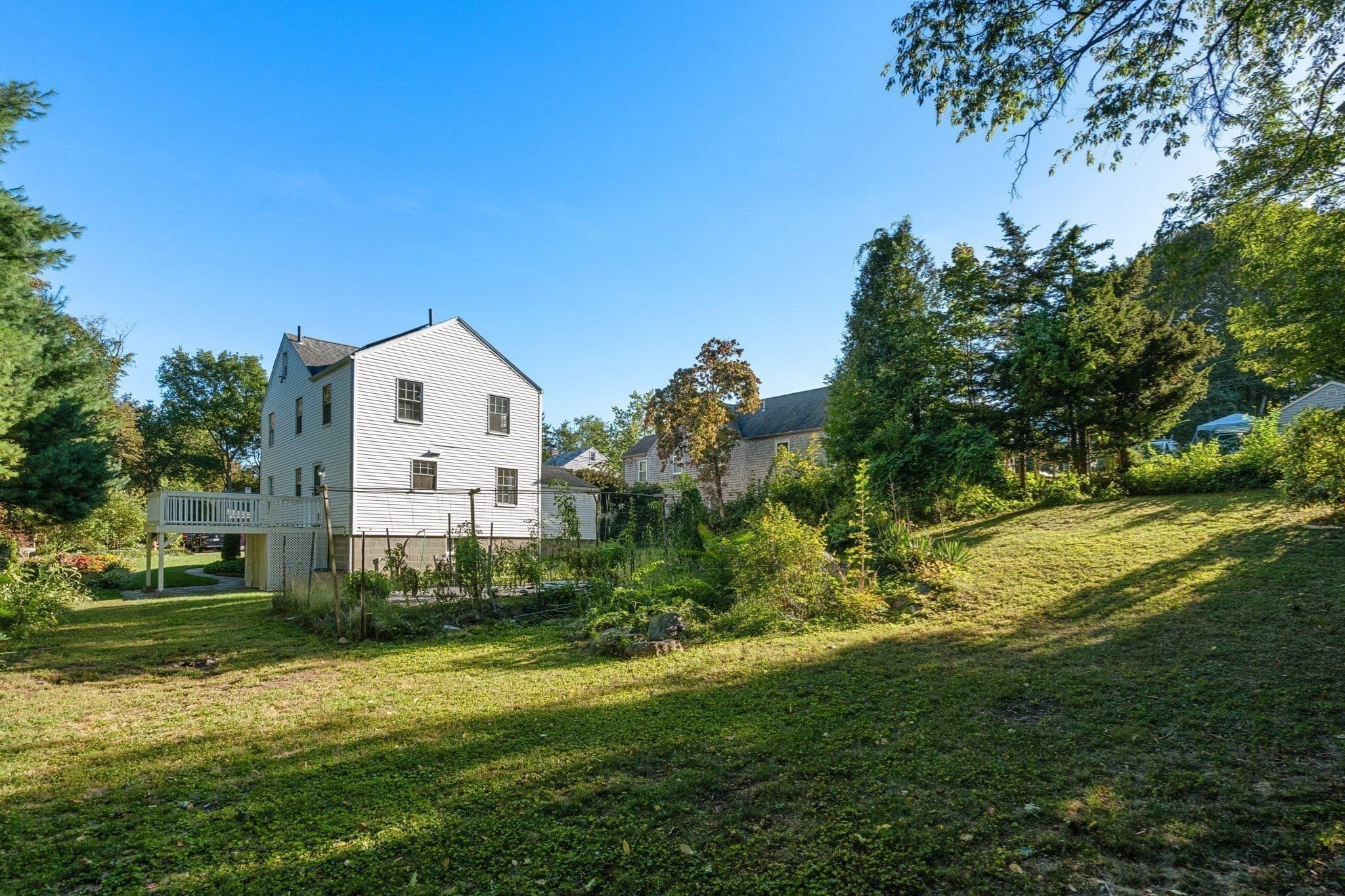 Single Family Residence at 32 Mount Ida Rd, Weymouth MA 02189, Weymouth, photo 4 of 42