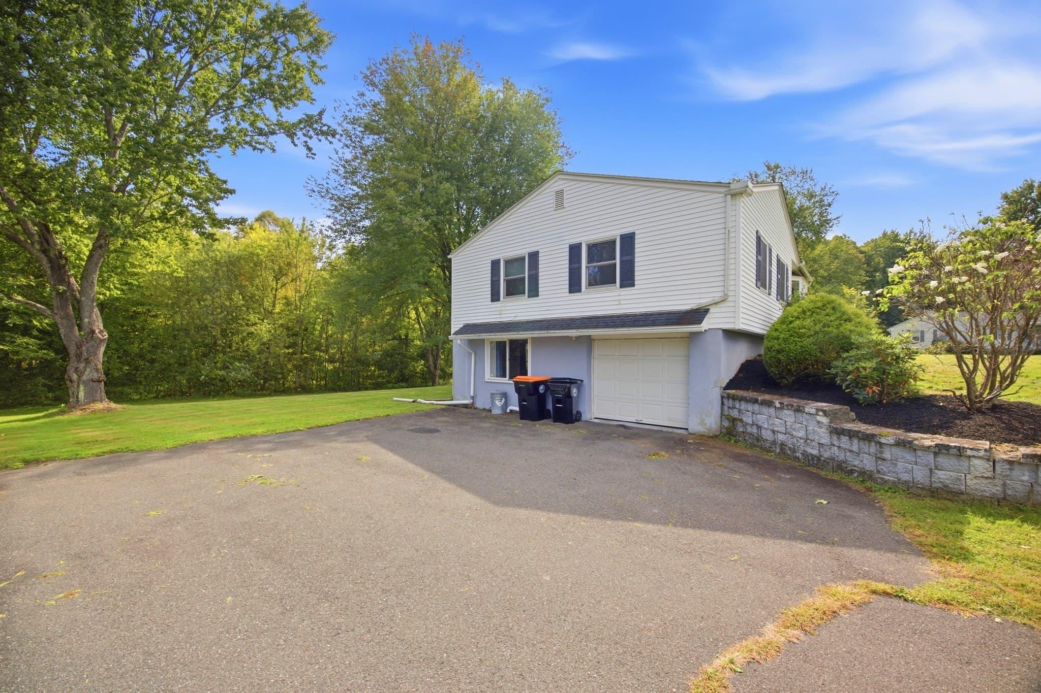 Single Family Residence at 15 Edison Dr, South Hadley MA 01075, South Hadley, photo 5 of 42