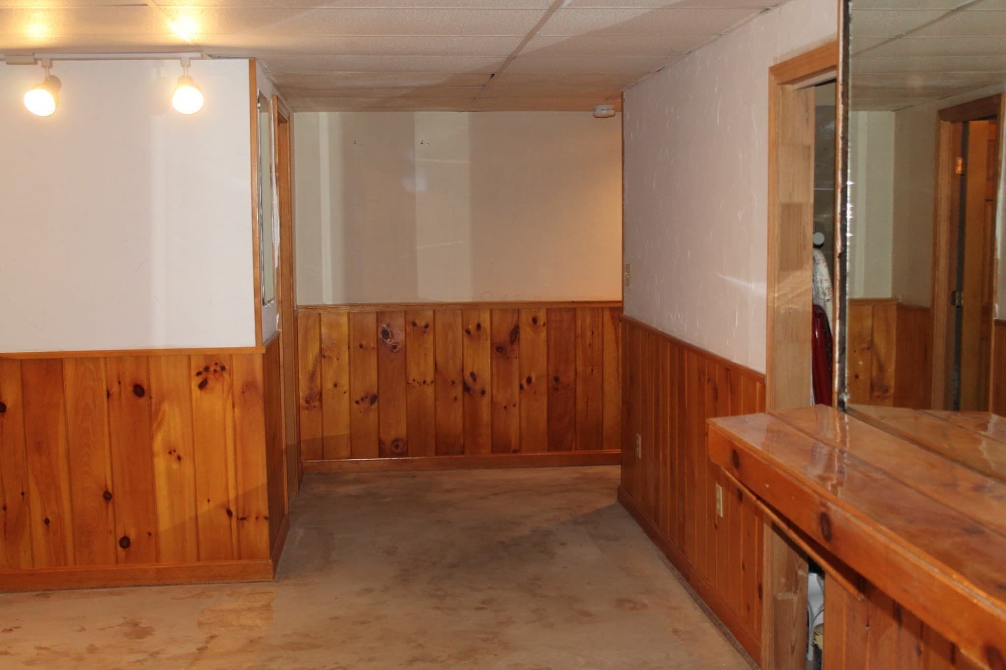 Condominium at 402 Twin Lakes Dr # 402, Halifax MA 02338, Halifax, photo 31 of 34
