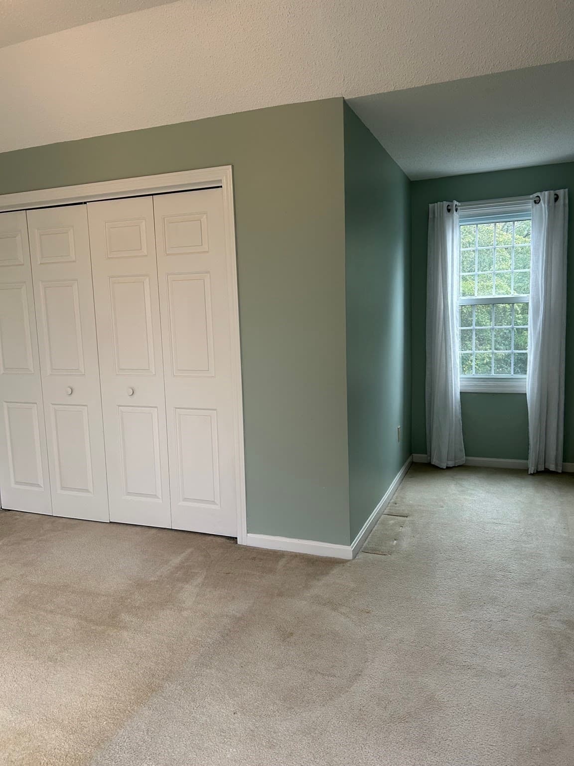 Condominium at 402 Twin Lakes Dr # 402, Halifax MA 02338, Halifax, photo 25 of 34