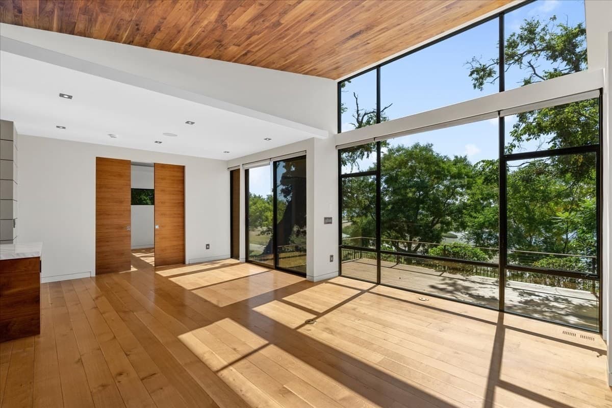 Single Family Residence at 201R Savin Hill Avenue, Boston MA 02125, Boston, photo 13 of 40