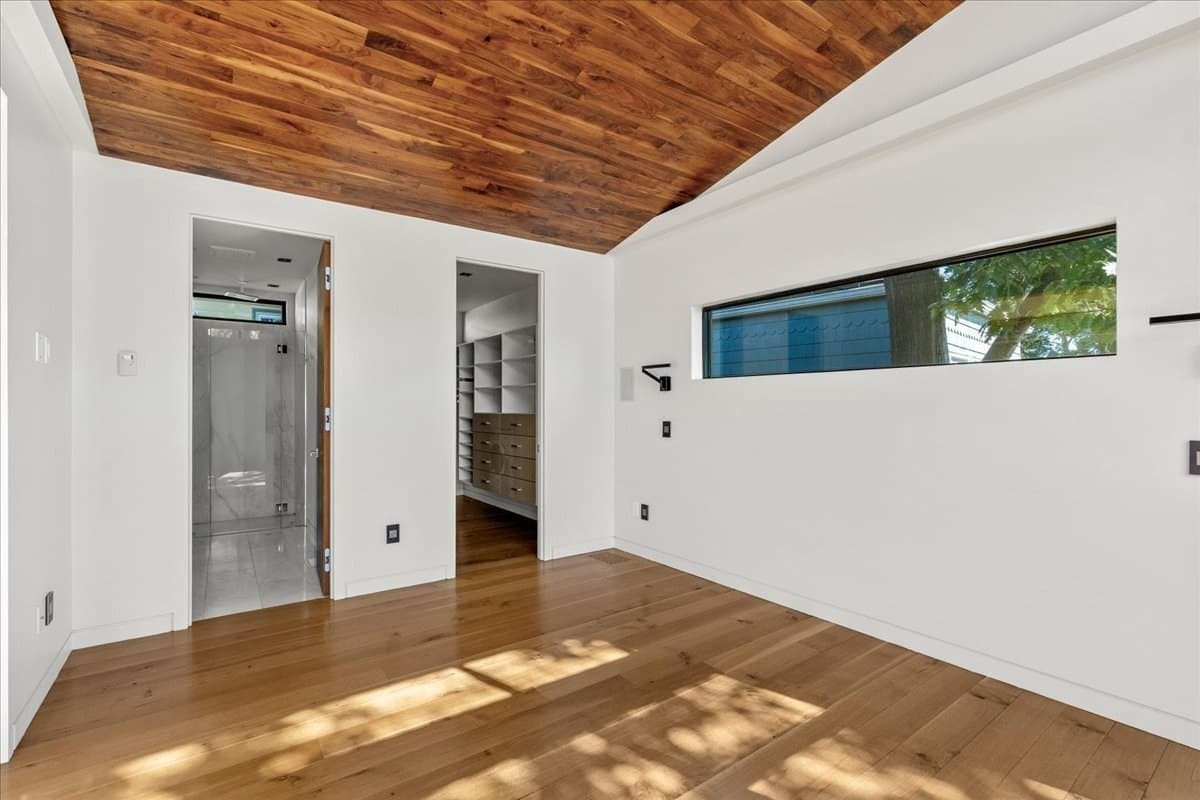 Single Family Residence at 201R Savin Hill Avenue, Boston MA 02125, Boston, photo 17 of 40