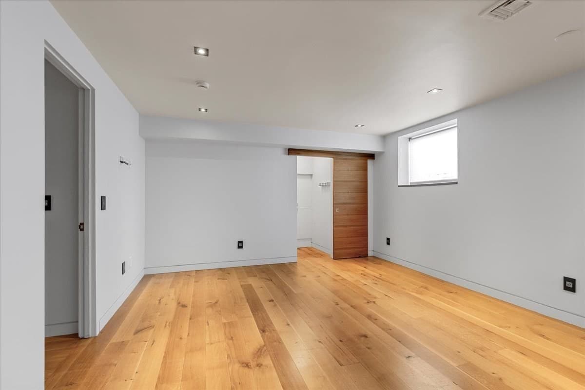 Single Family Residence at 201R Savin Hill Avenue, Boston MA 02125, Boston, photo 26 of 40