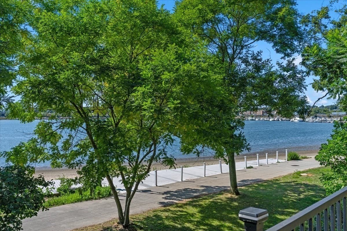 Single Family Residence at 201R Savin Hill Avenue, Boston MA 02125, Boston, photo 34 of 40