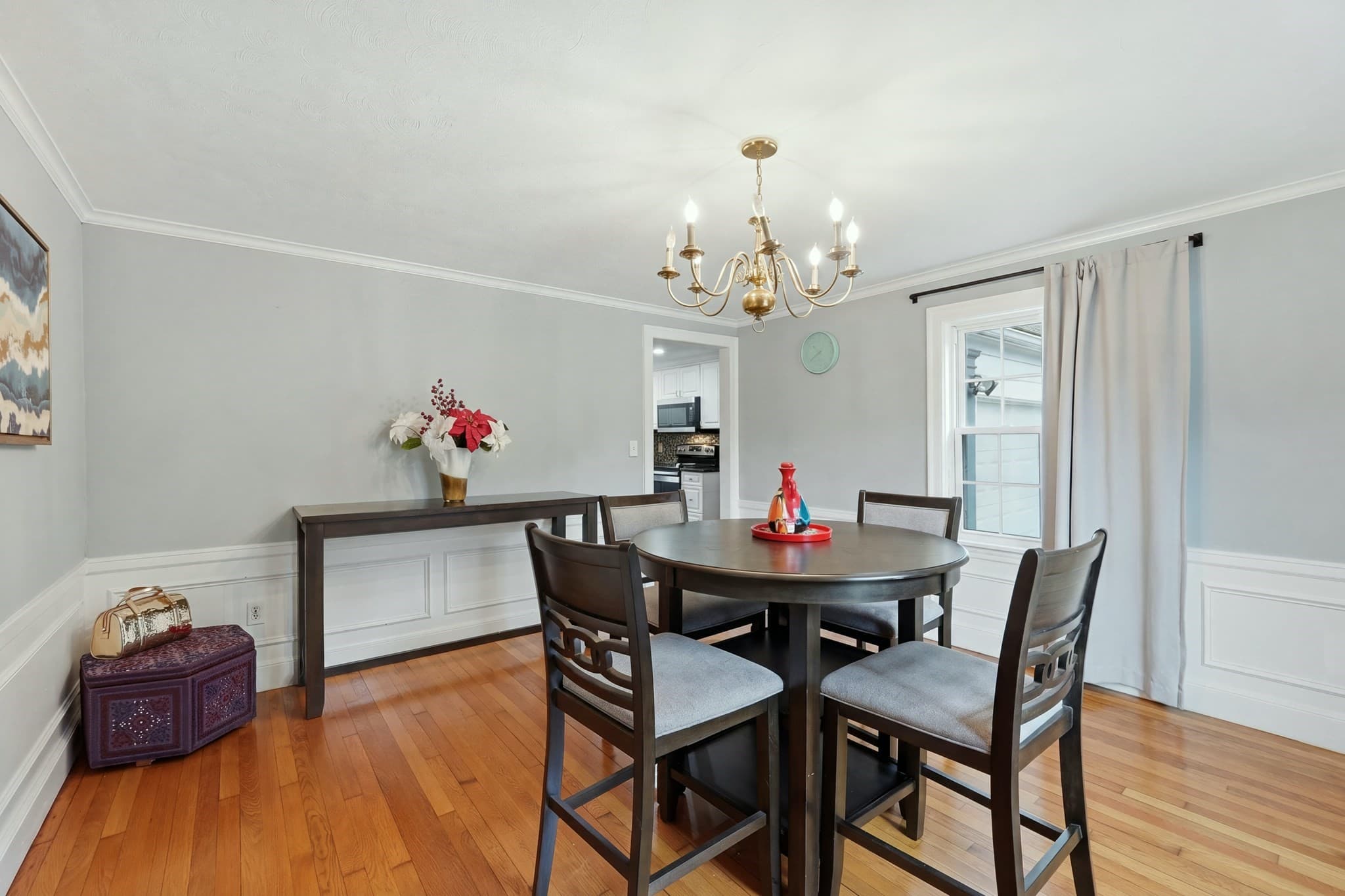 Single Family Residence at 1 Algonquin Rd, Worcester MA 01609, Worcester, photo 7 of 41