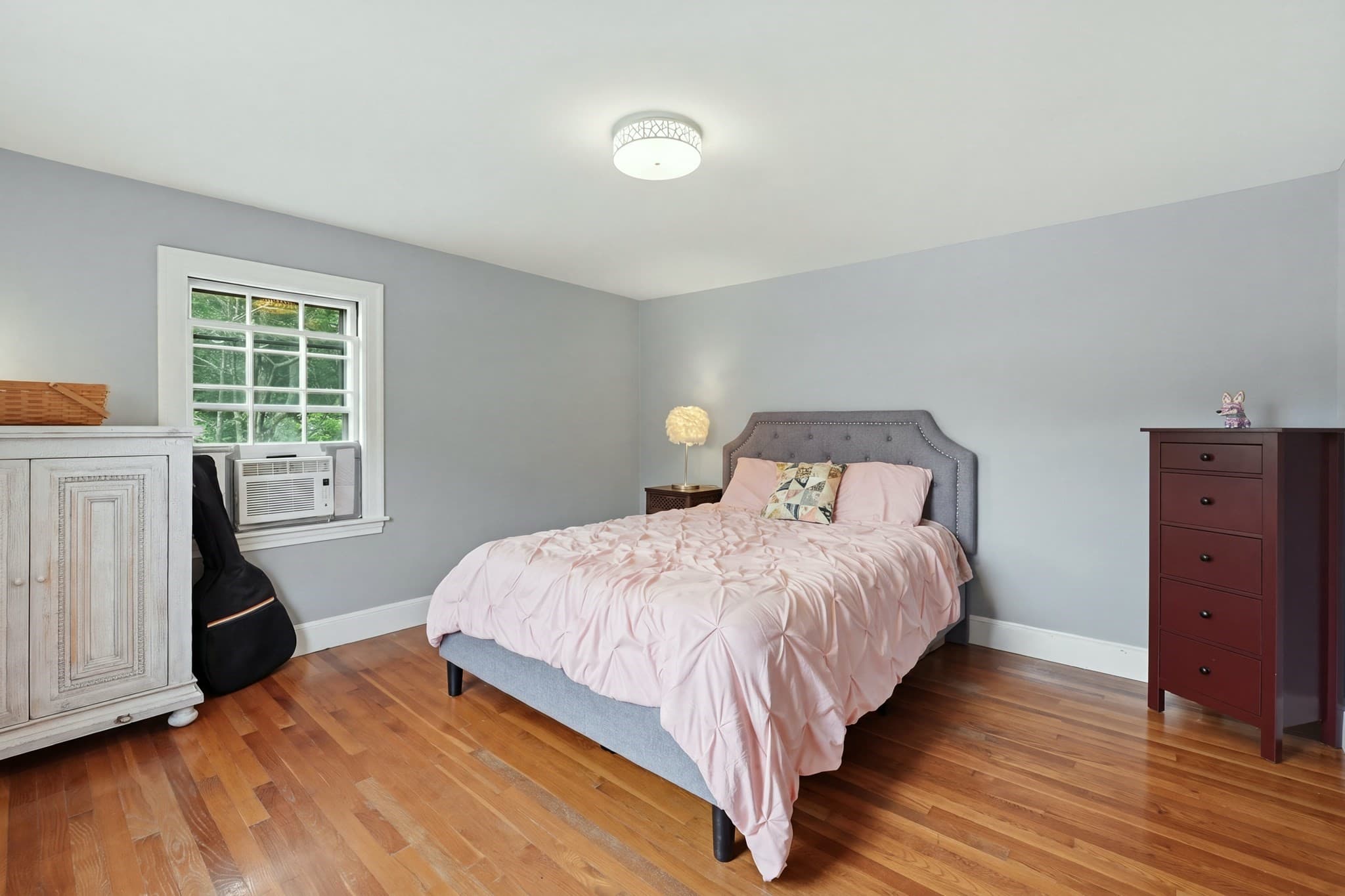 Single Family Residence at 1 Algonquin Rd, Worcester MA 01609, Worcester, photo 28 of 41