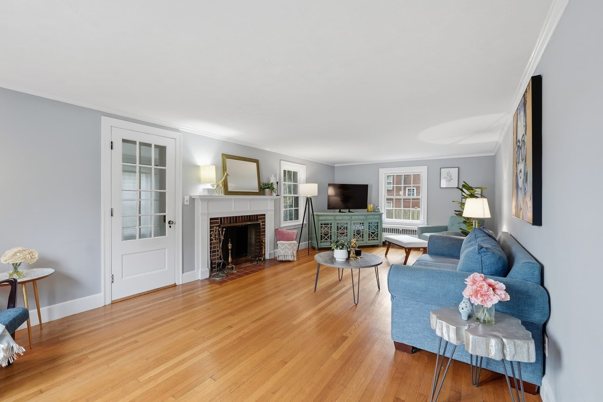 Single Family Residence at 1 Algonquin Rd, Worcester MA 01609, Worcester, photo 9 of 41