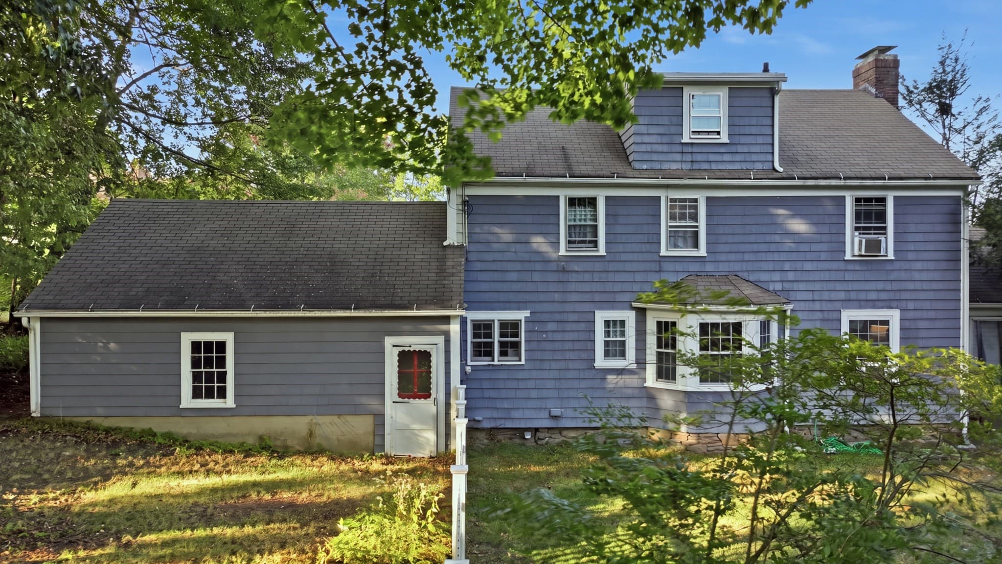 Single Family Residence at 1 Algonquin Rd, Worcester MA 01609, Worcester, photo 37 of 41