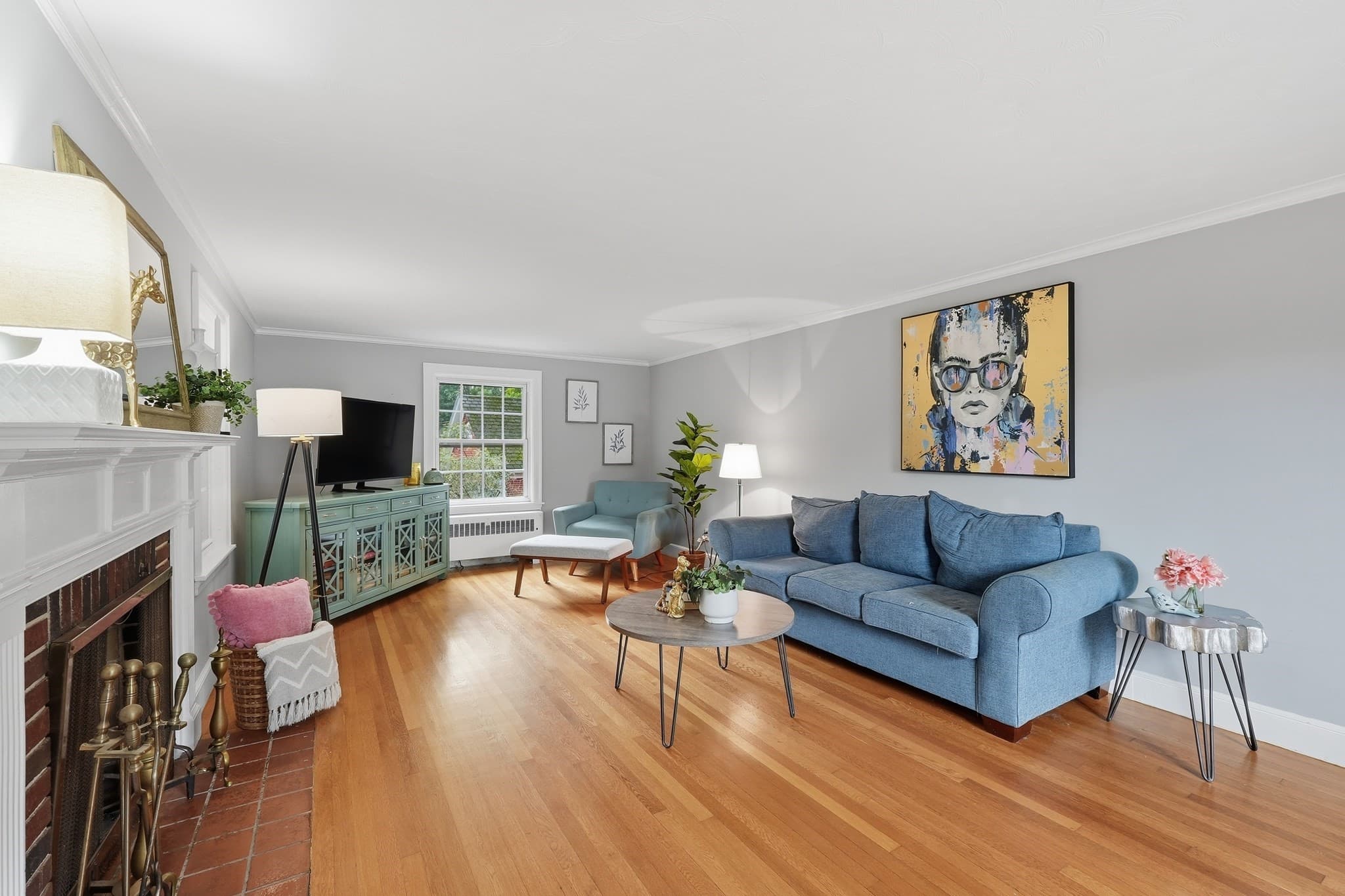 Single Family Residence at 1 Algonquin Rd, Worcester MA 01609, Worcester, photo 8 of 41