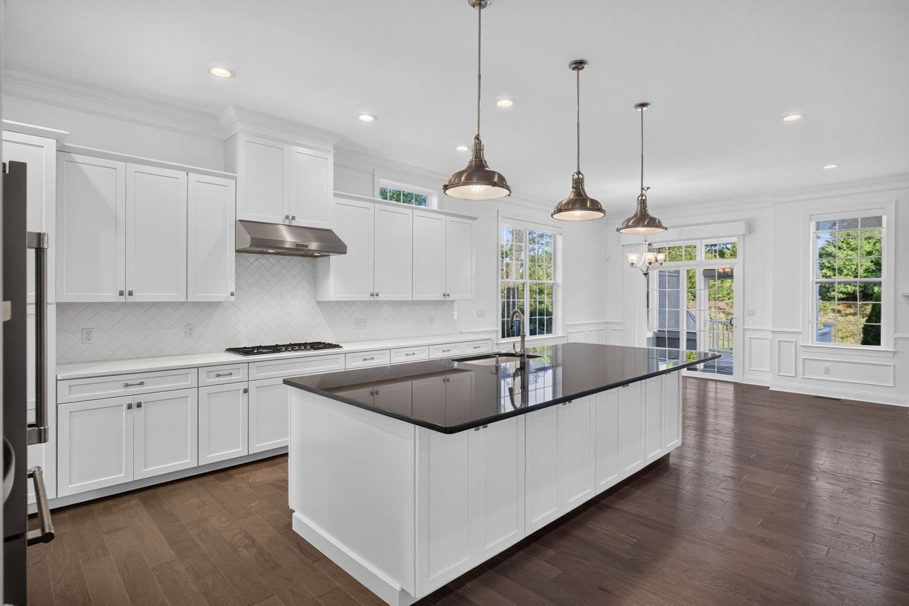 Single Family Residence at 14 Snapping Bow, Plymouth MA 02360, Plymouth, photo 7 of 38